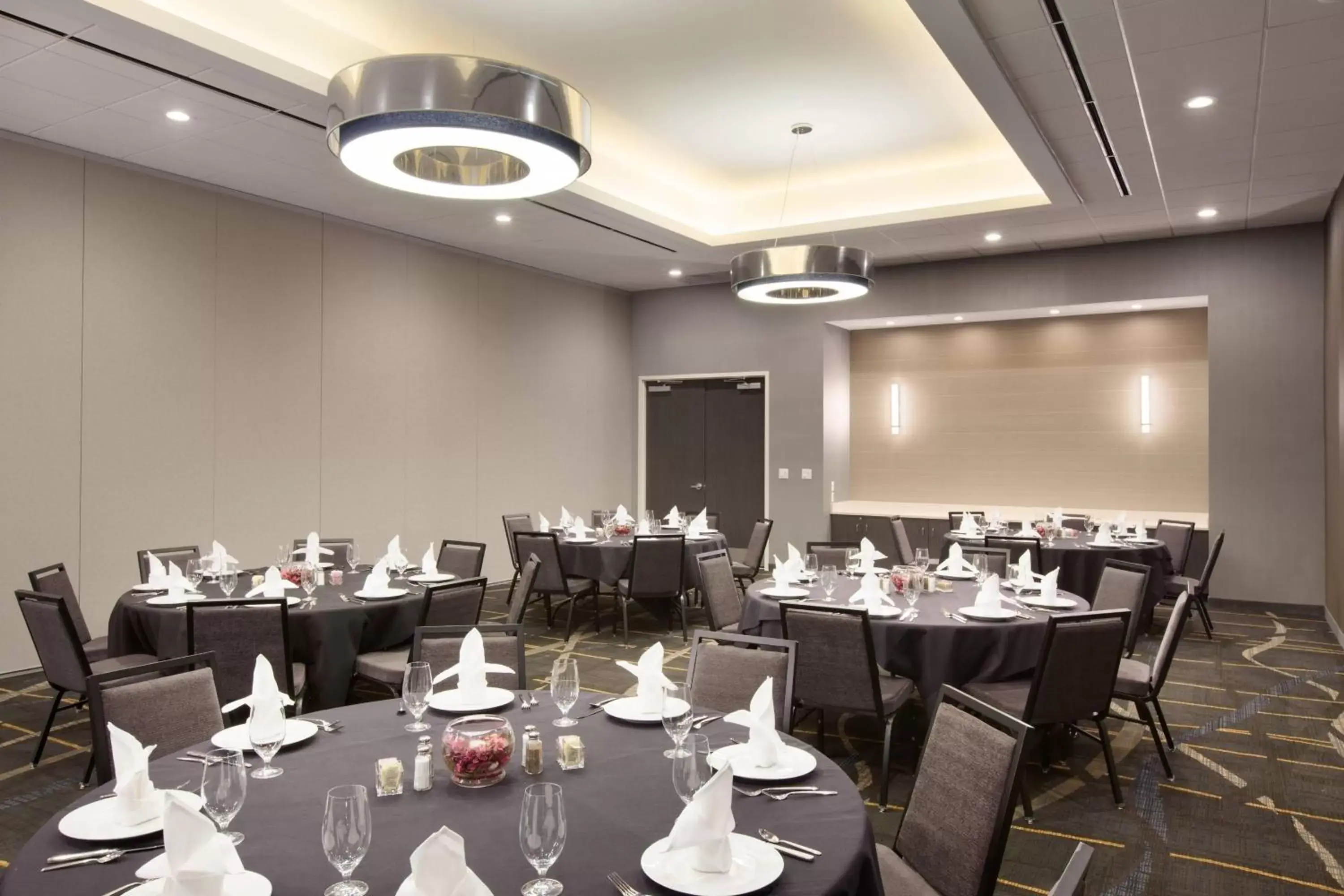 Meeting/conference room, Restaurant/Places to Eat in SpringHill Suites by Marriott Houston Northwest