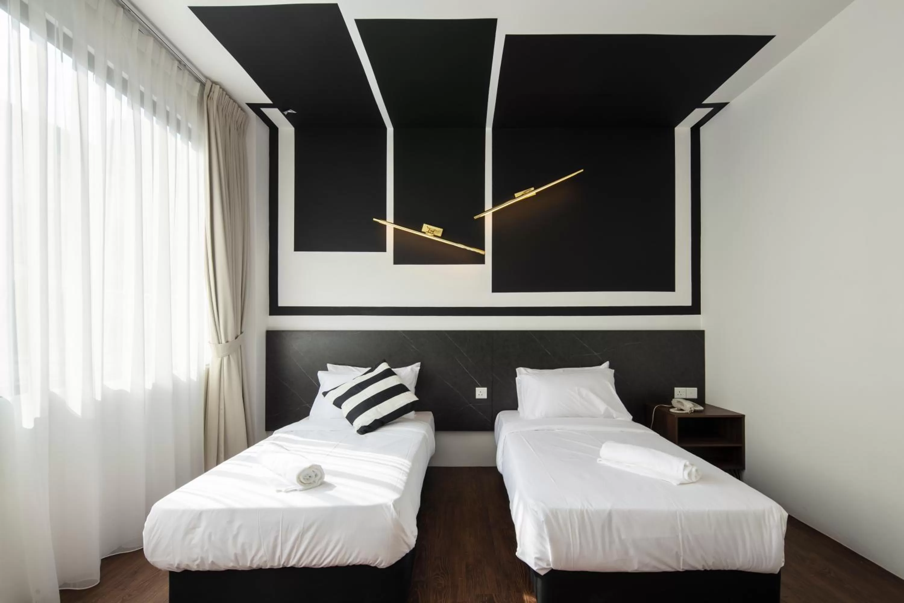 Bed in One Heritage Hotel