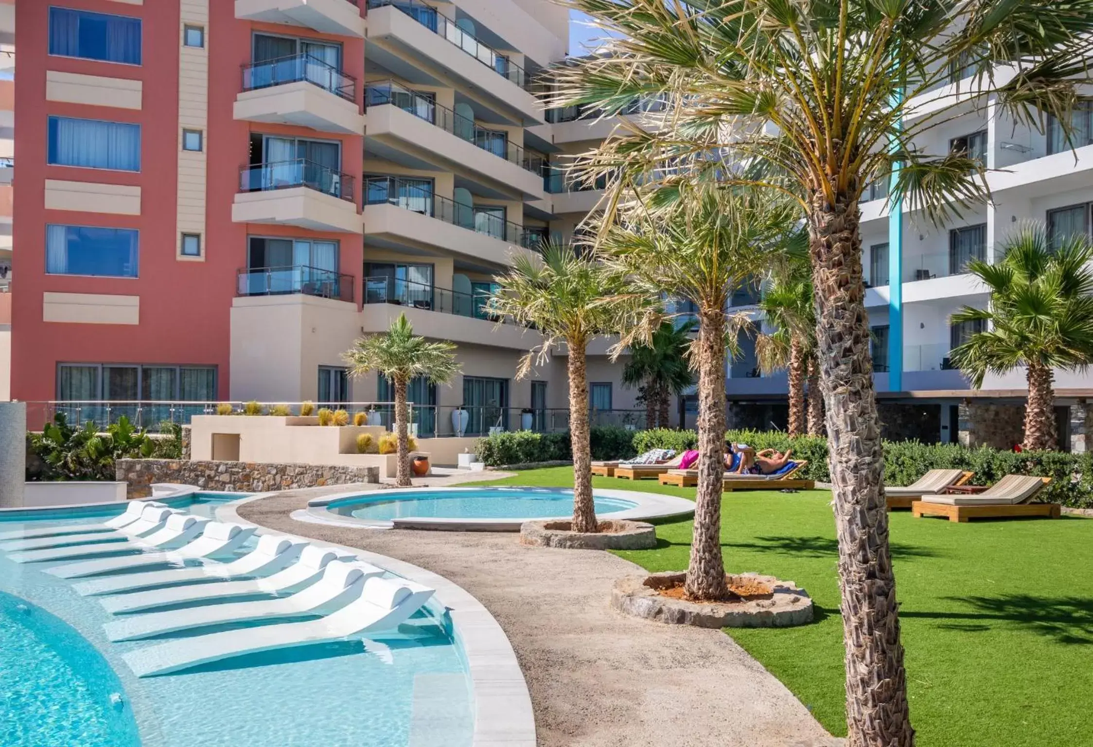 Swimming Pool in Konstantinos Palace