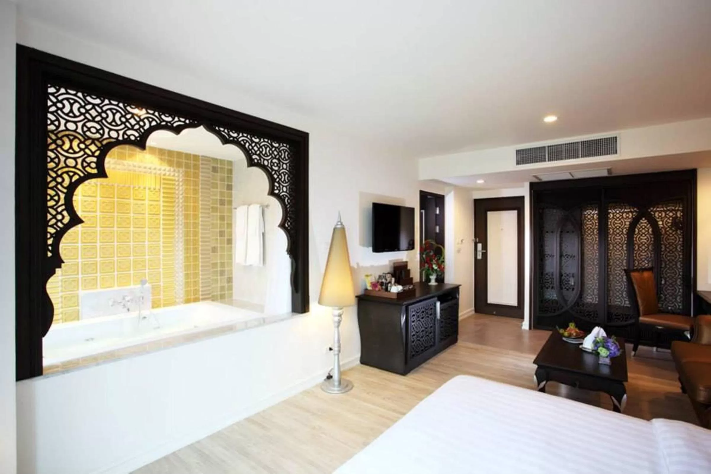 Photo of the whole room, Bed in Chillax Resort