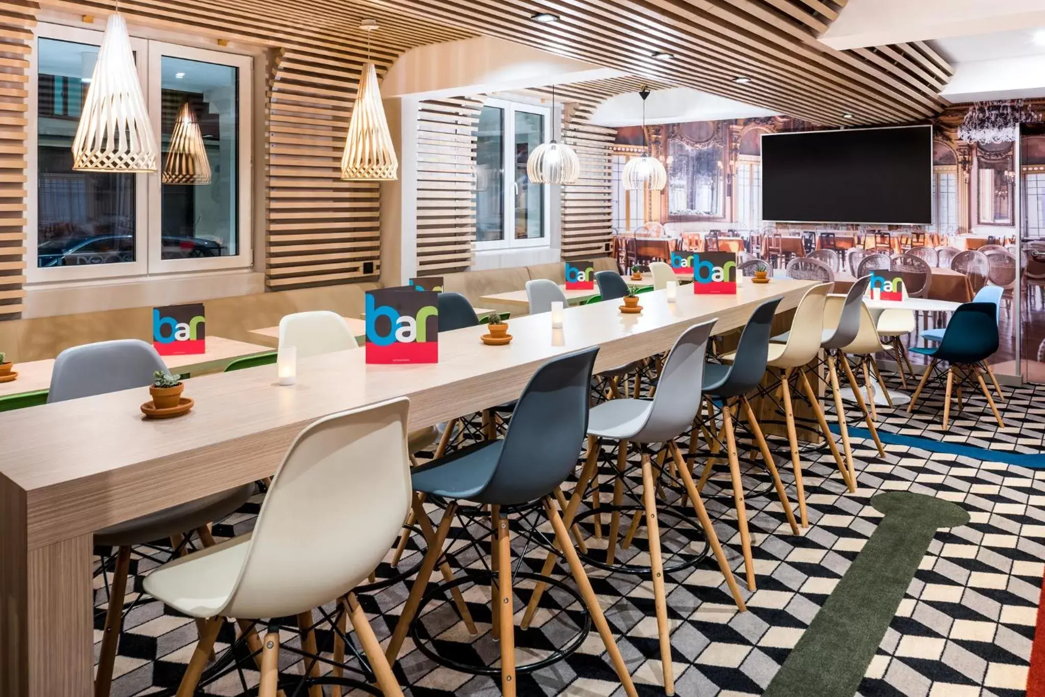 Lounge or bar in ibis Styles Clamart Gare Grand Paris Lounge or bar in ibis Styles Clamart Gare Grand Paris