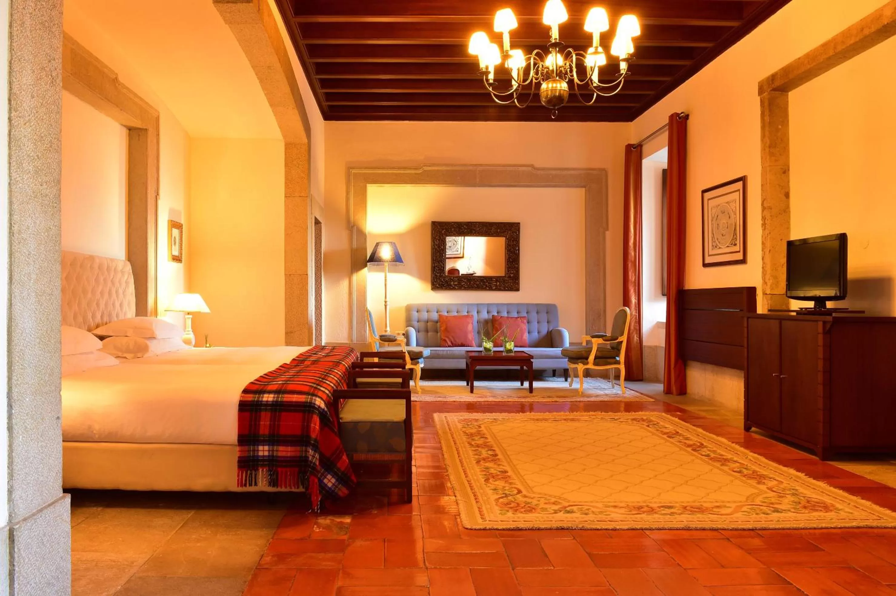 Photo of the whole room, Bed in Pousada Castelo de Palmela
