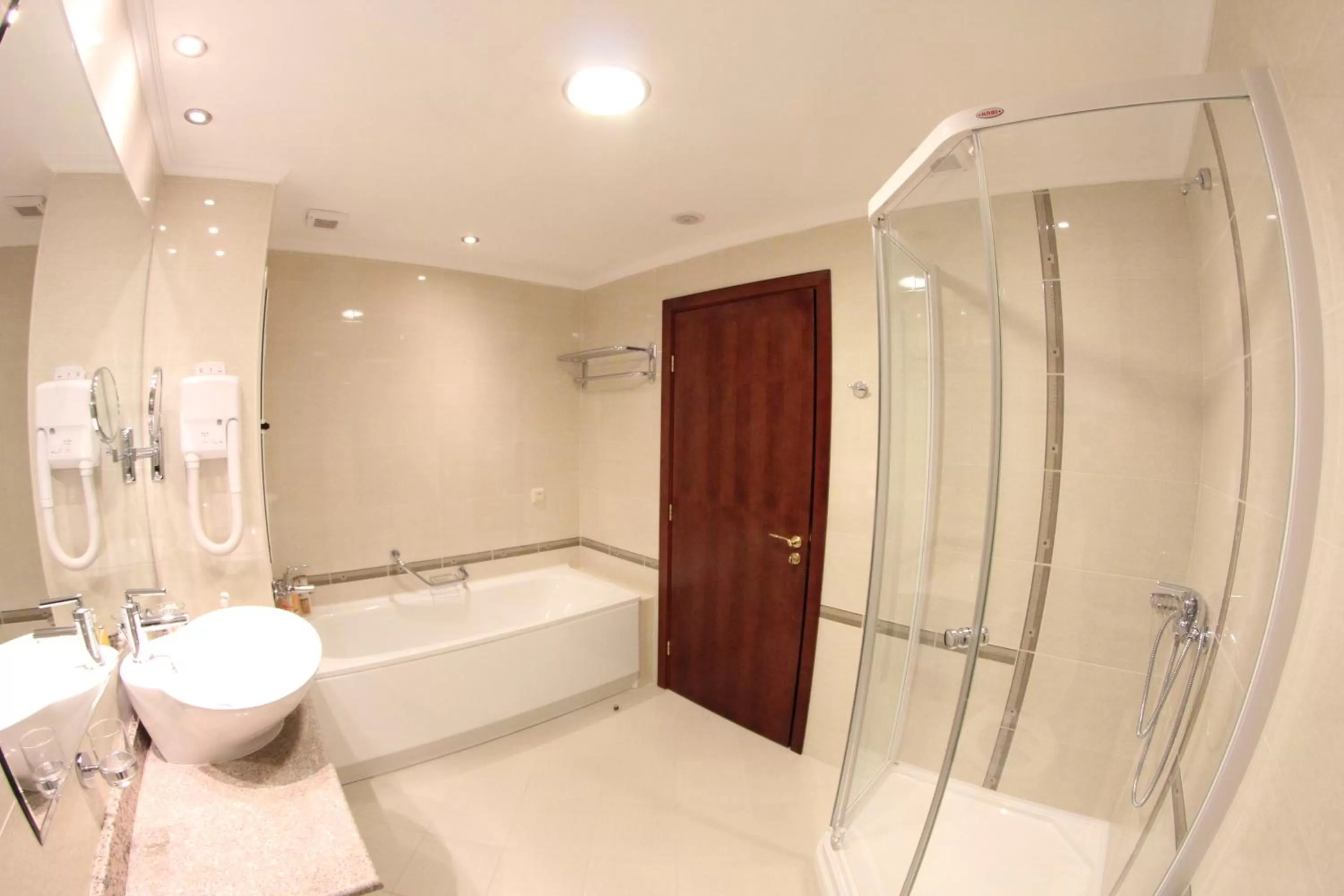 Bathroom in Downtown Bansko Resort