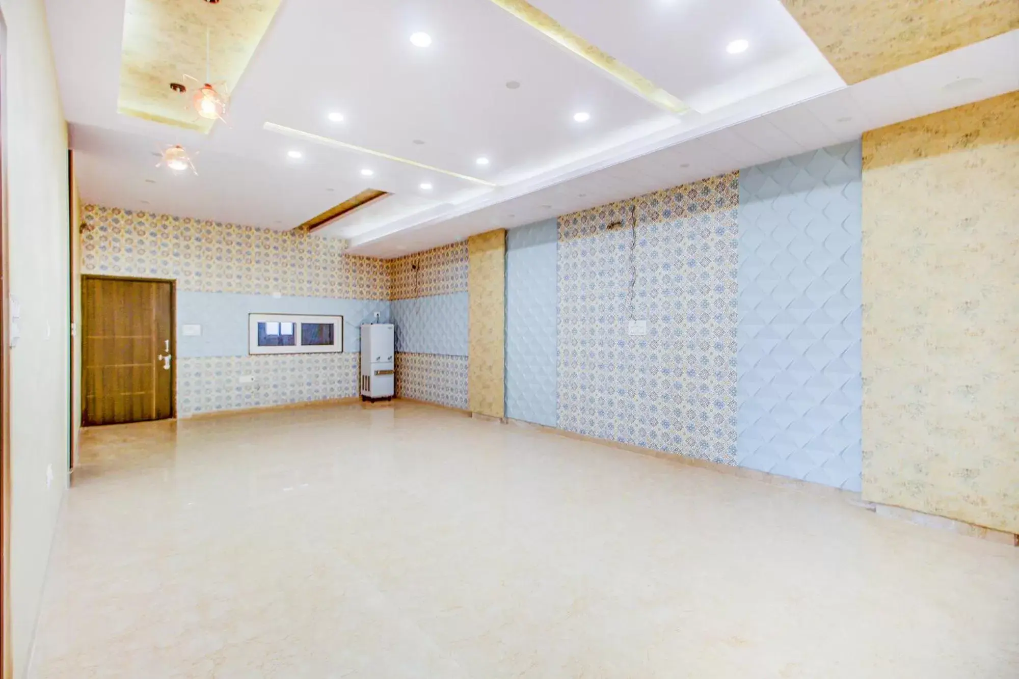 Lobby or reception in FabHotel 7th Crossing Malviya Nagar Lobby or reception in FabHotel 7th Crossing Malviya Nagar