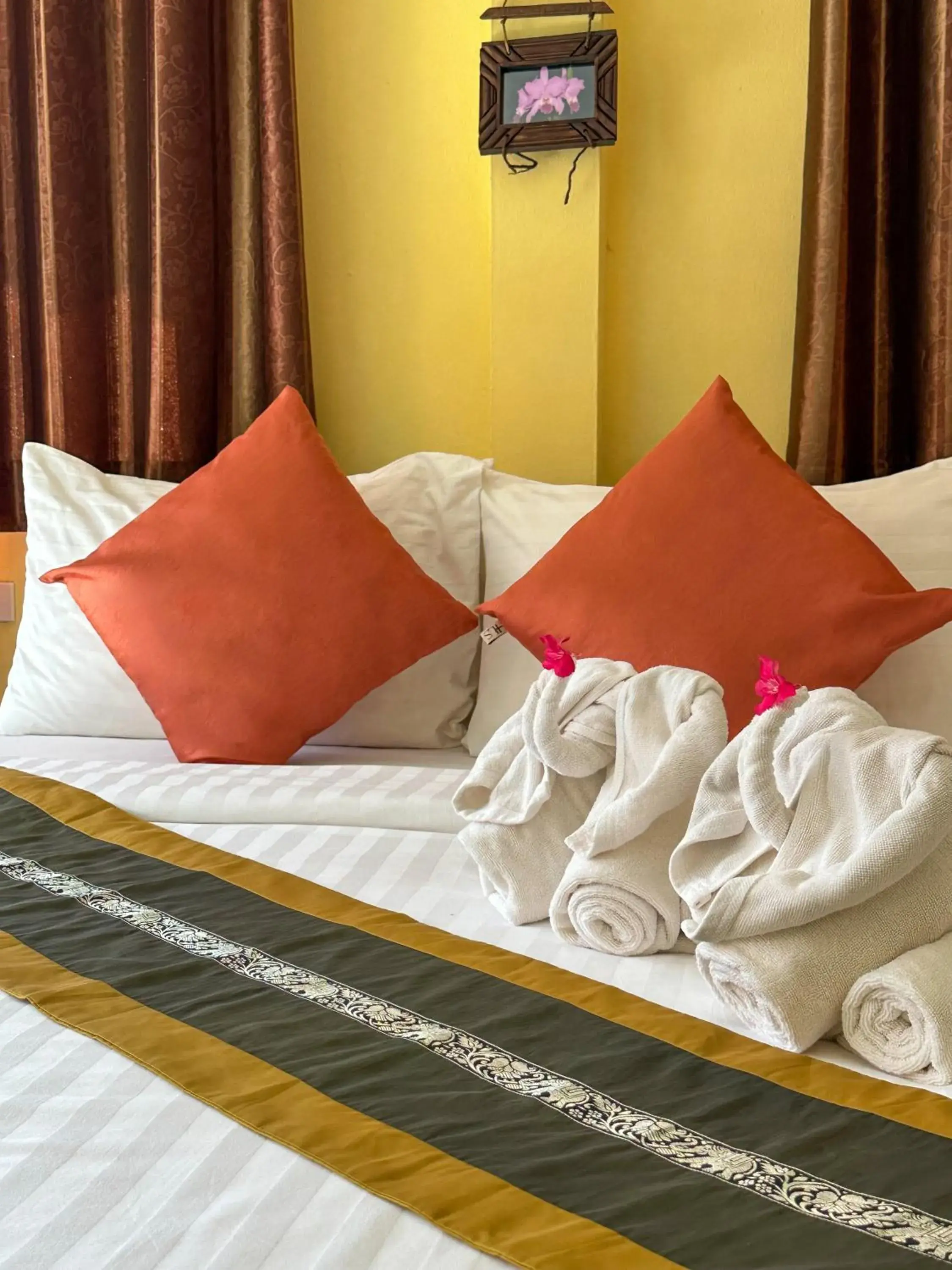 Bed in Lanta A&J Klong khong Beach