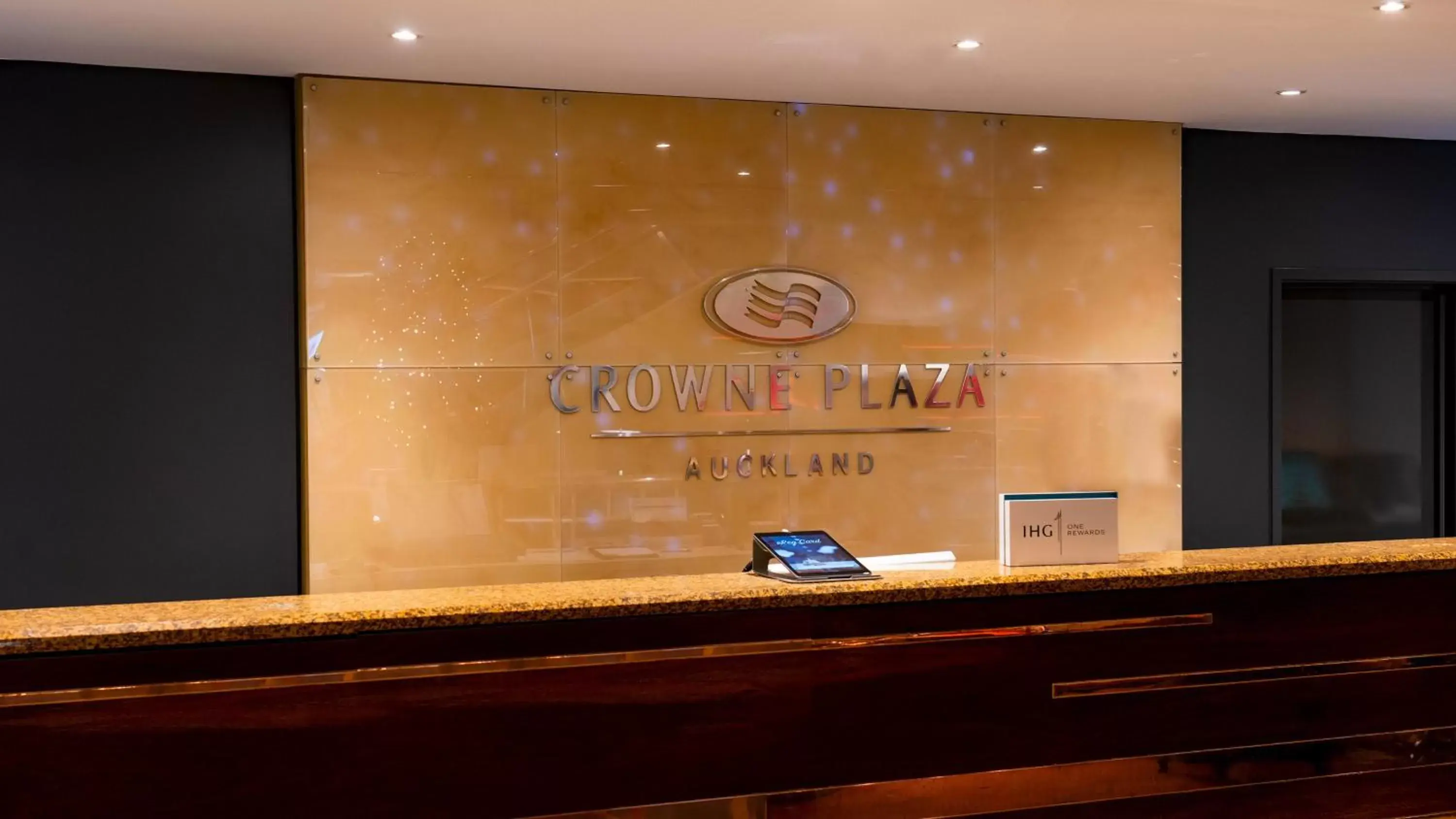 Property building, Lobby/Reception in Crowne Plaza Auckland, an IHG Hotel