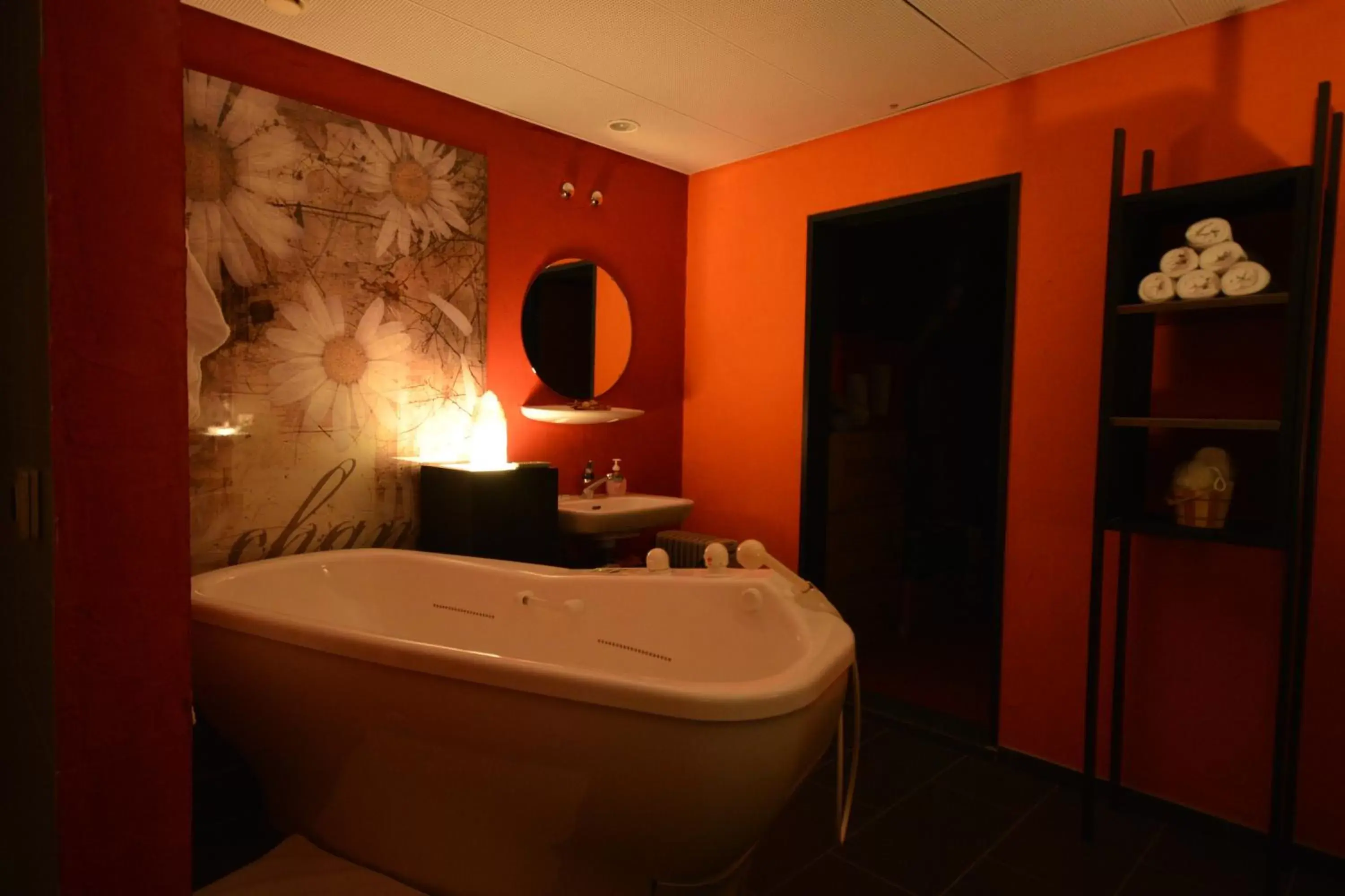 Spa and wellness centre/facilities, Bathroom in Seehotel Riviera at Lake Lucerne