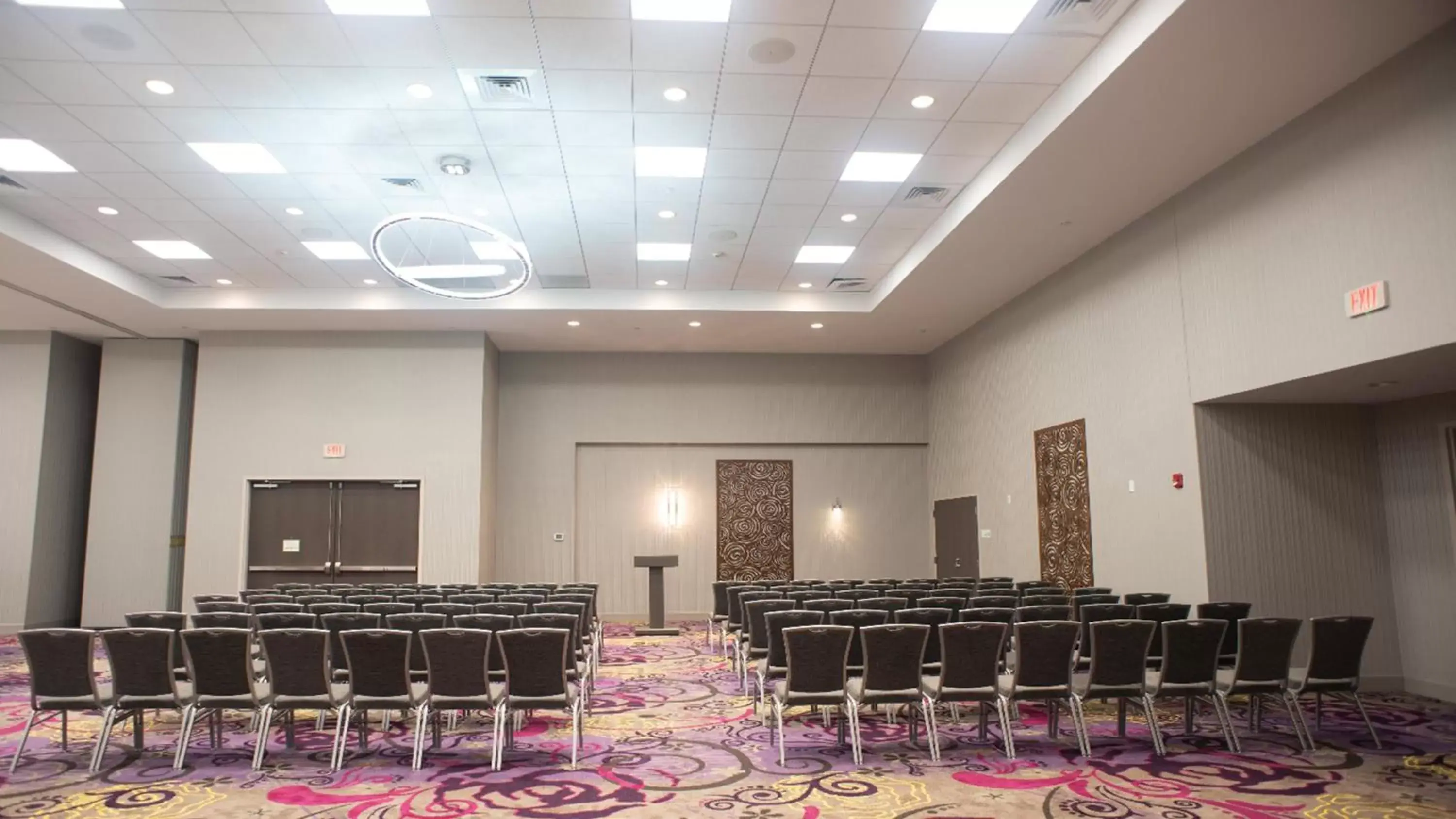 Meeting/conference room in Holiday Inn Hotel & Suites - Joliet Southwest, an IHG Hotel