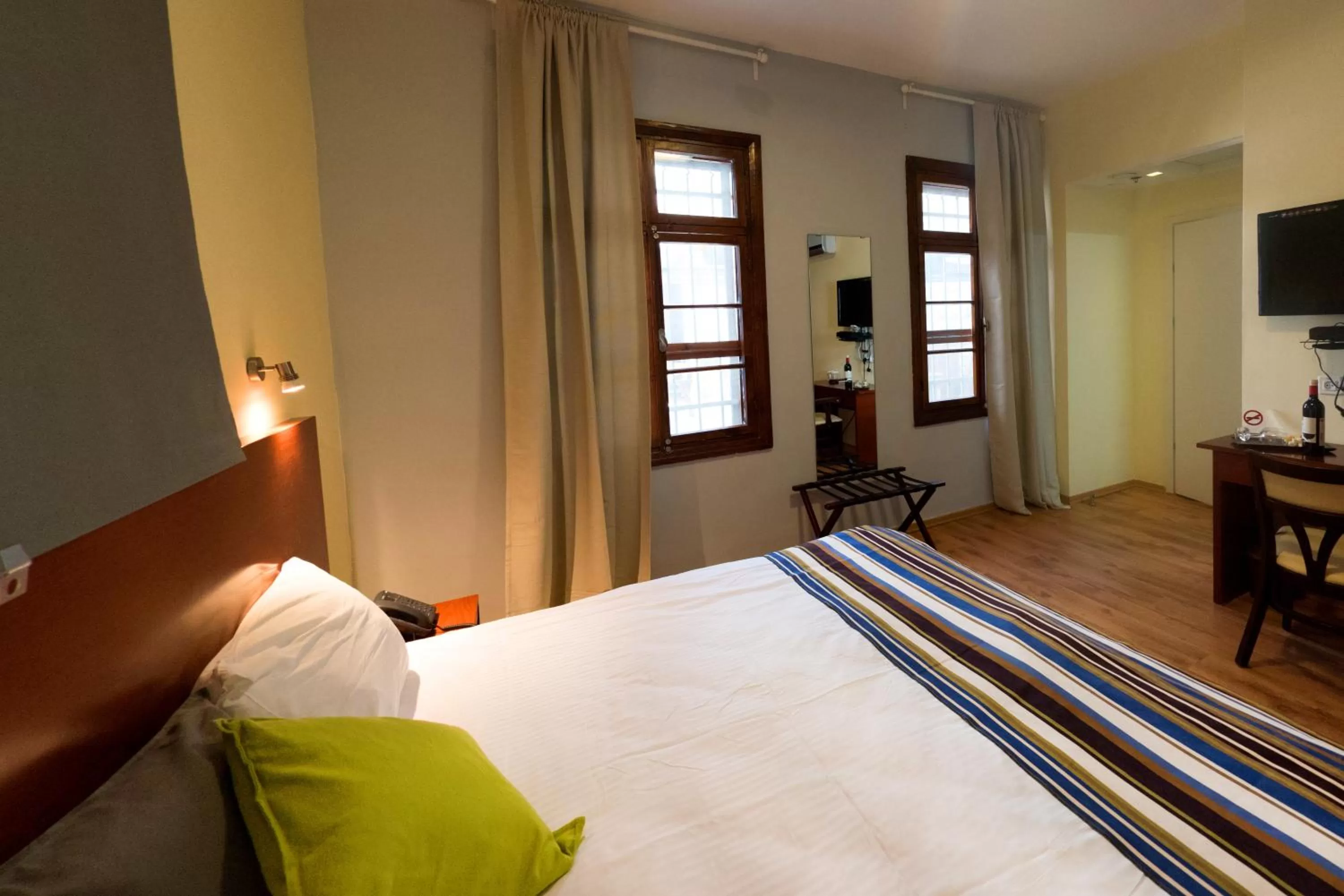 Photo of the whole room, Bed in Villa Nazareth B&B