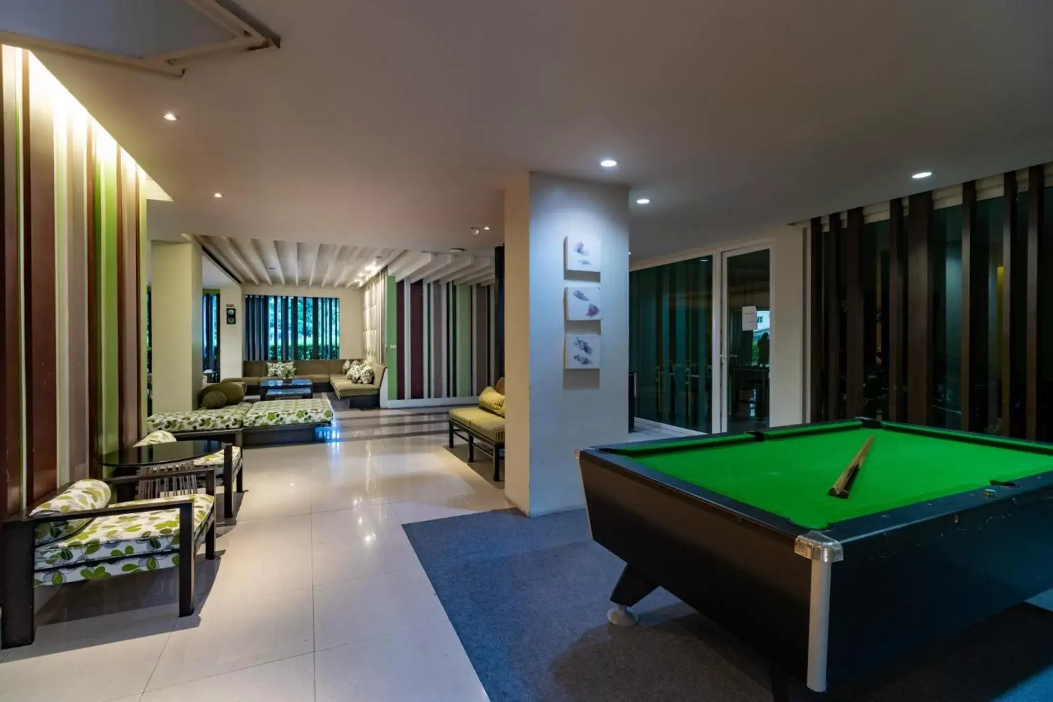 Billiards in Sala at Hua Hin Serviced Apartment & Hotel