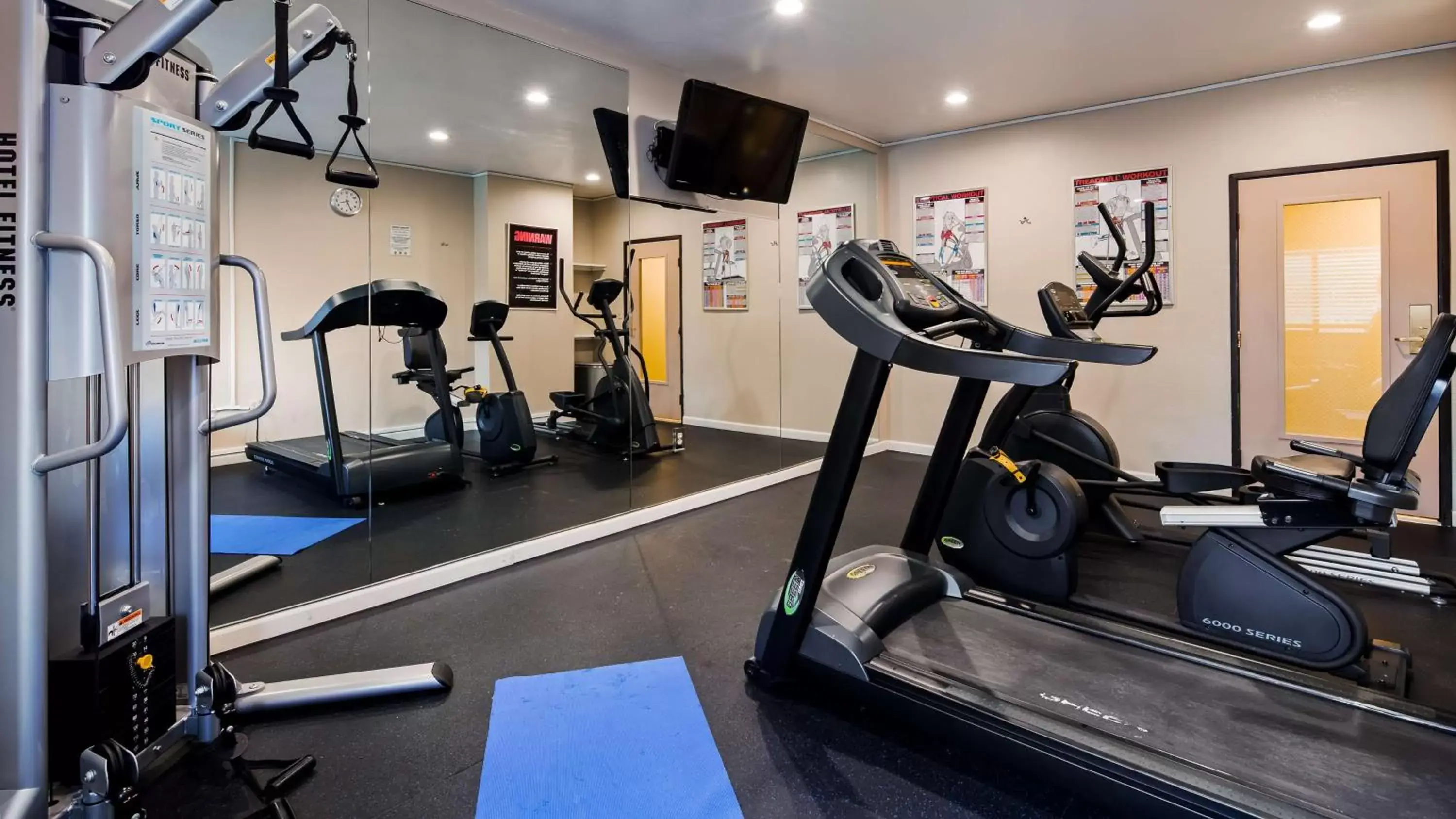 Fitness centre/facilities, Fitness Center/Facilities in Best Western John Muir Inn