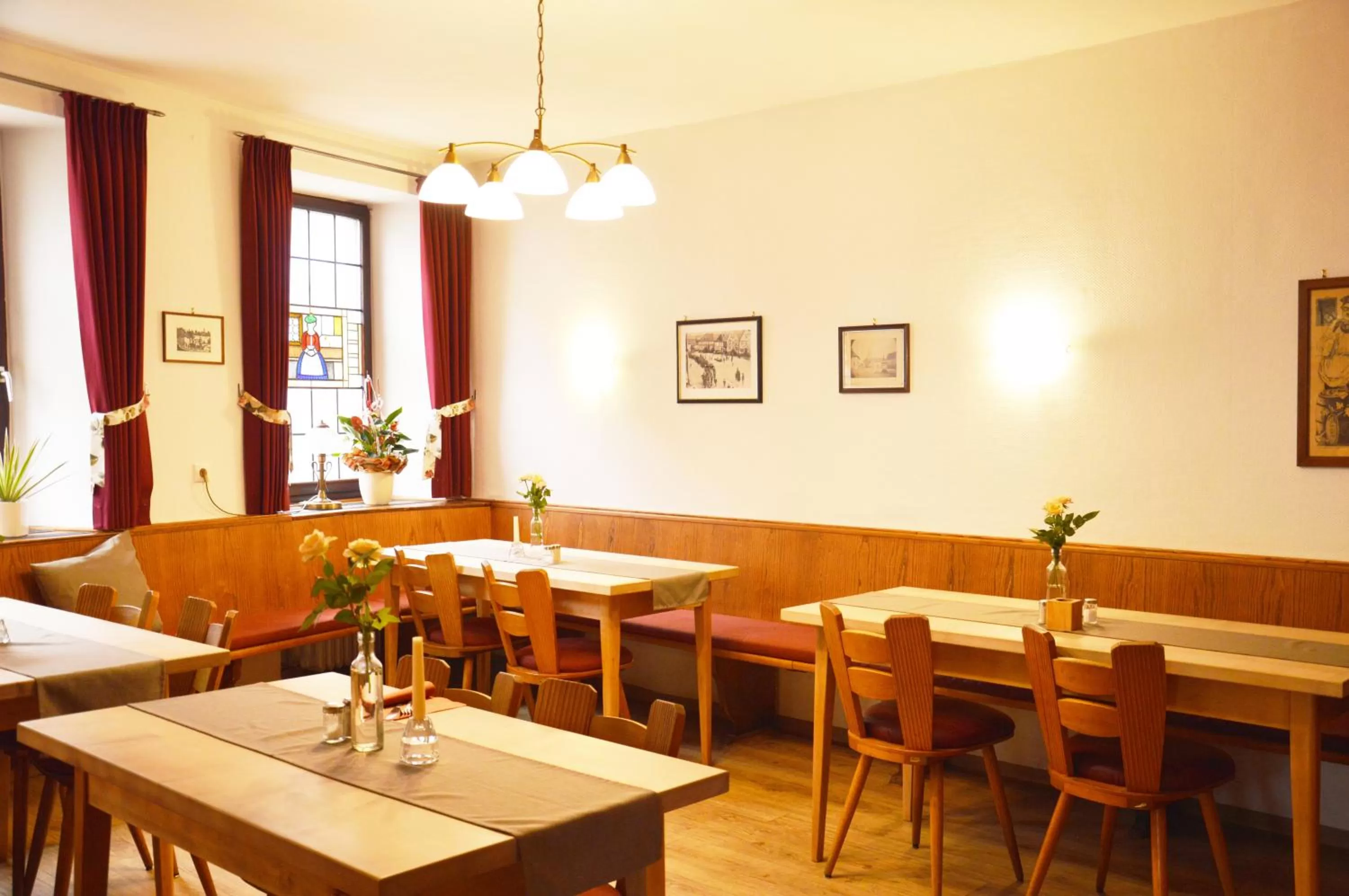 Restaurant/places to eat in Hotel Gasthof Metzgerei Lamm - Benedikt Rückel