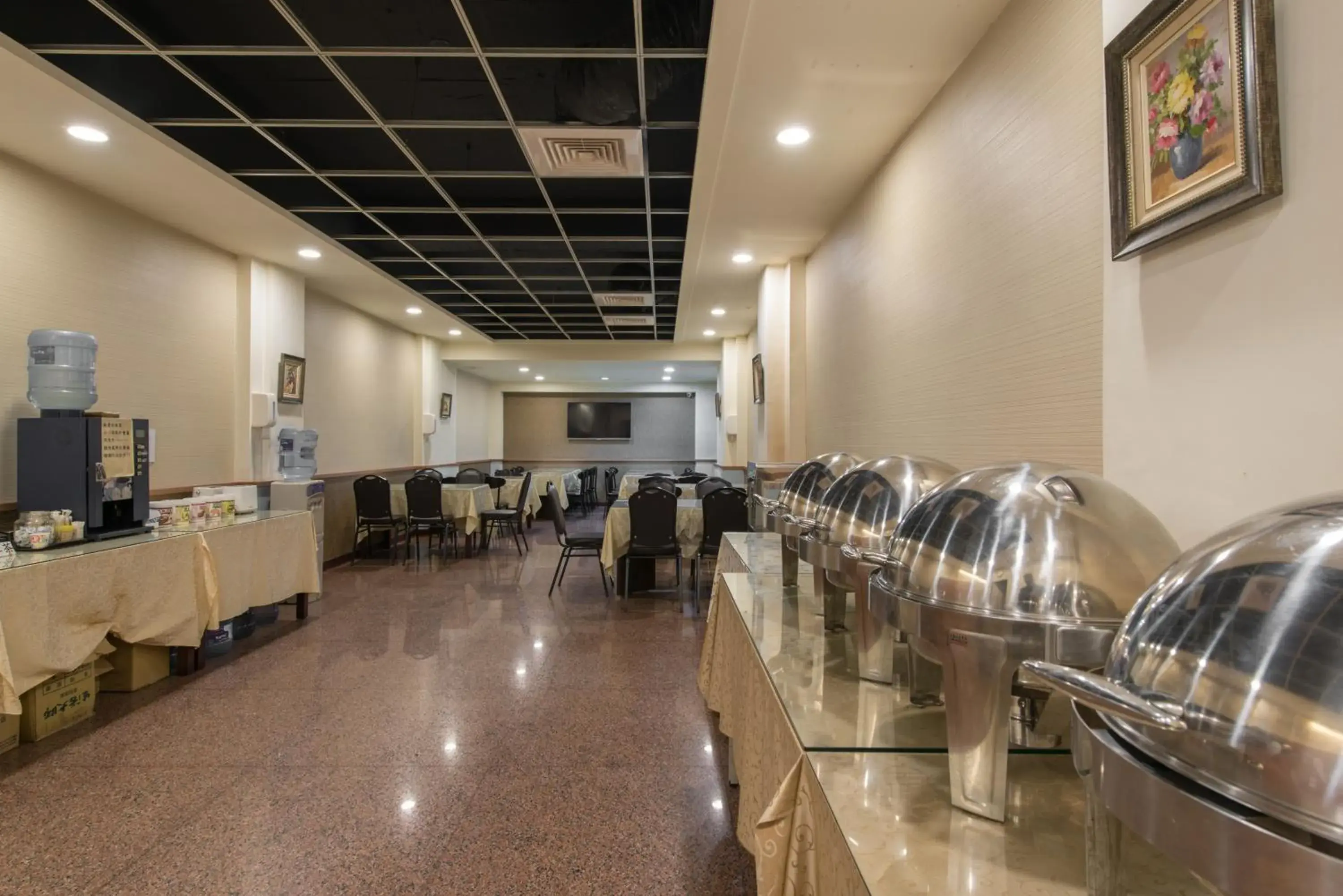 Dining area, Restaurant/Places to Eat in Lotus Yuan Business Hotel