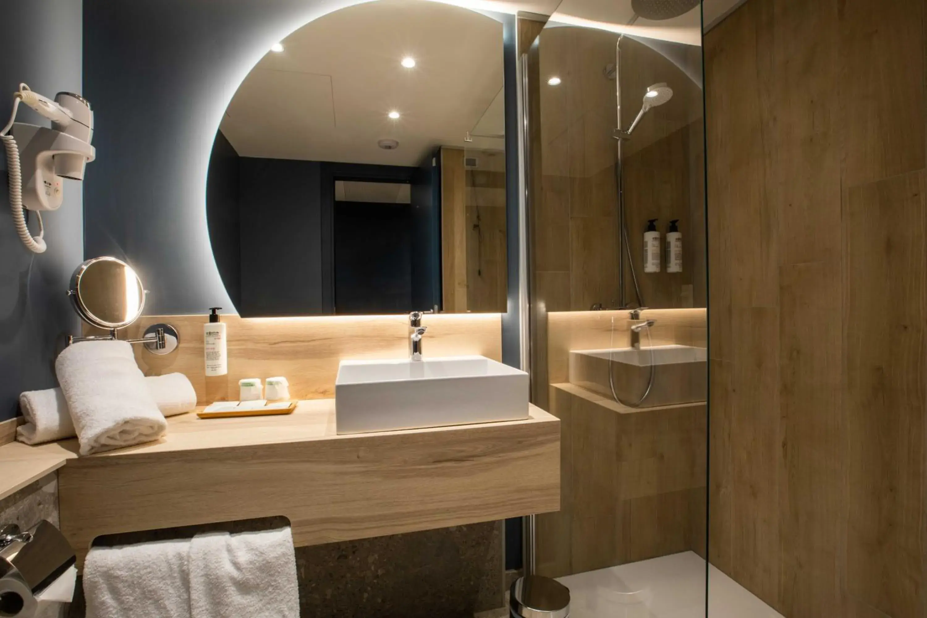 Shower, Bathroom in Belstay Venezia Mestre