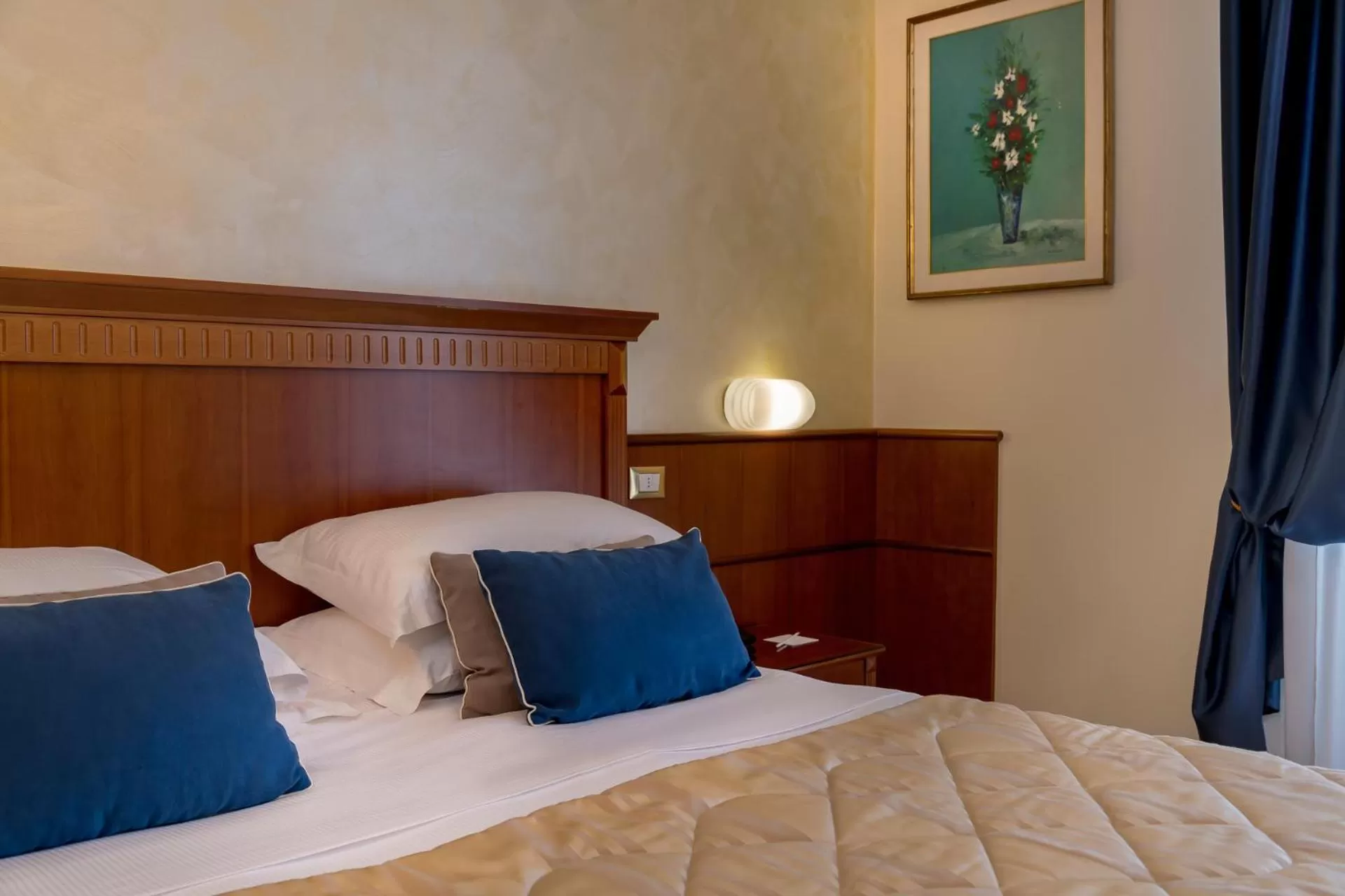 Bed in Hotel Bellevue