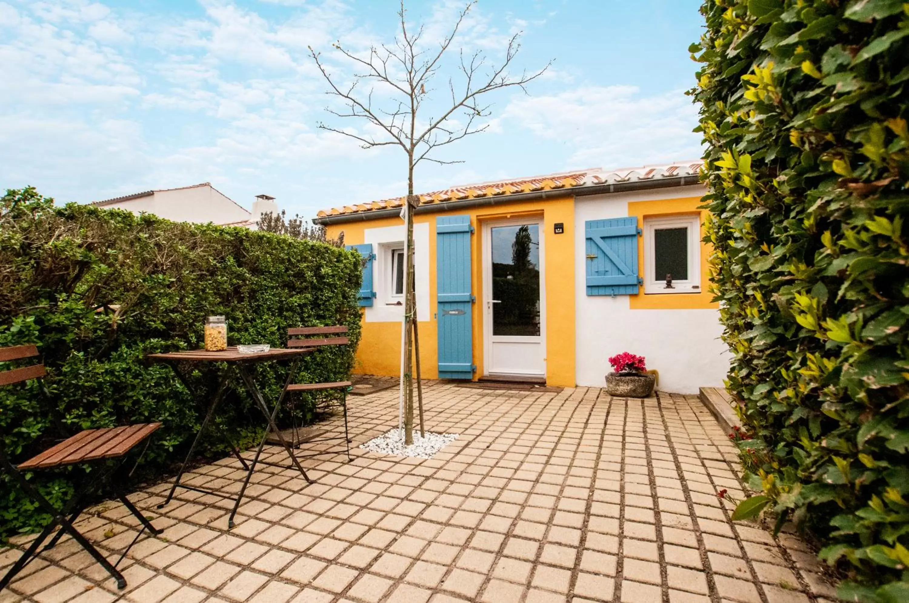 Balcony/Terrace, Property Building in Les Yeux Bleus Bed & Breakfast