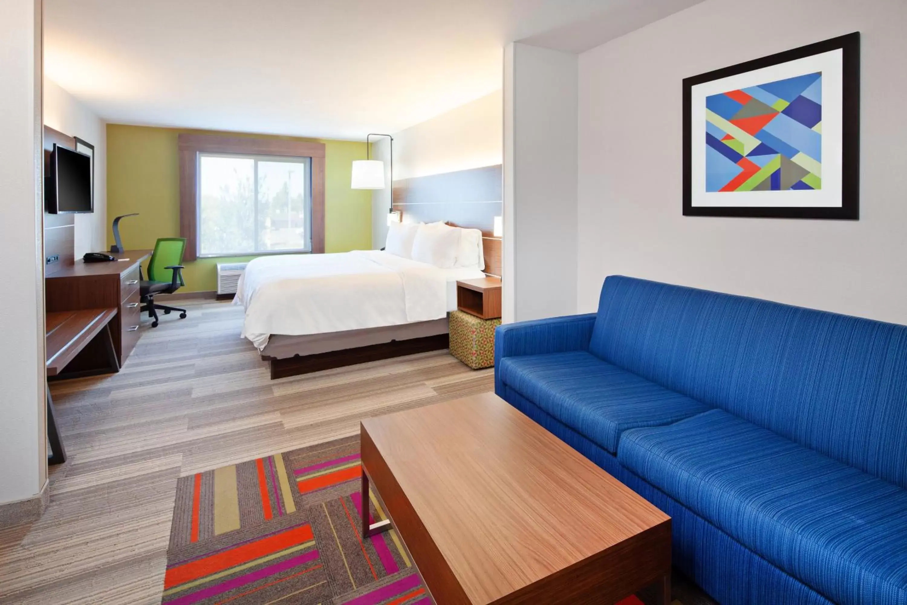 Photo of the whole room, Bed in Holiday Inn Express & Suites Clovis Fresno Area by IHG Photo of the whole room, Bed in Holiday Inn Express & Suites Clovis Fresno Area by IHG