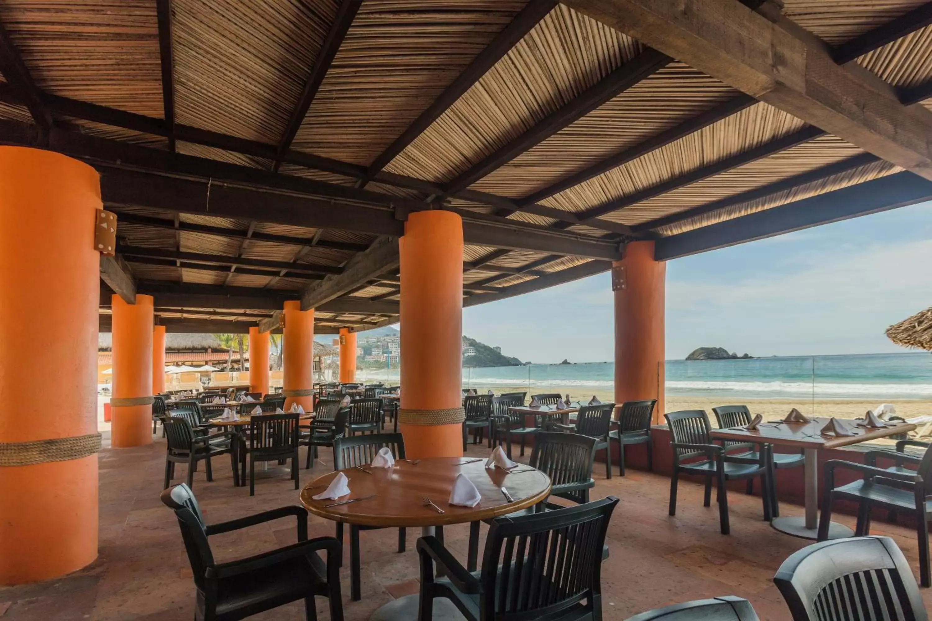 Restaurant/Places to Eat in Holiday Inn Resort Ixtapa All-Inclusive, an IHG Hotel