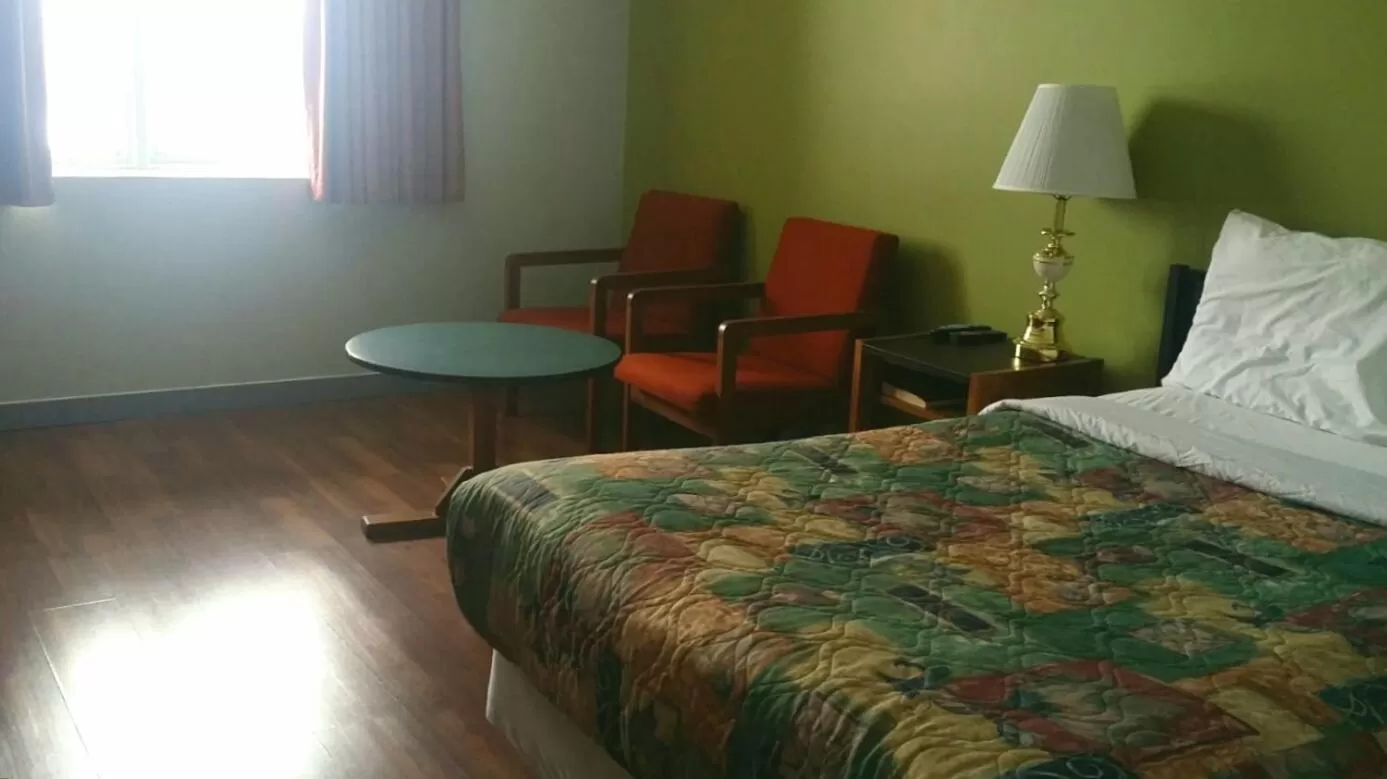 Bed in Home Away Inn