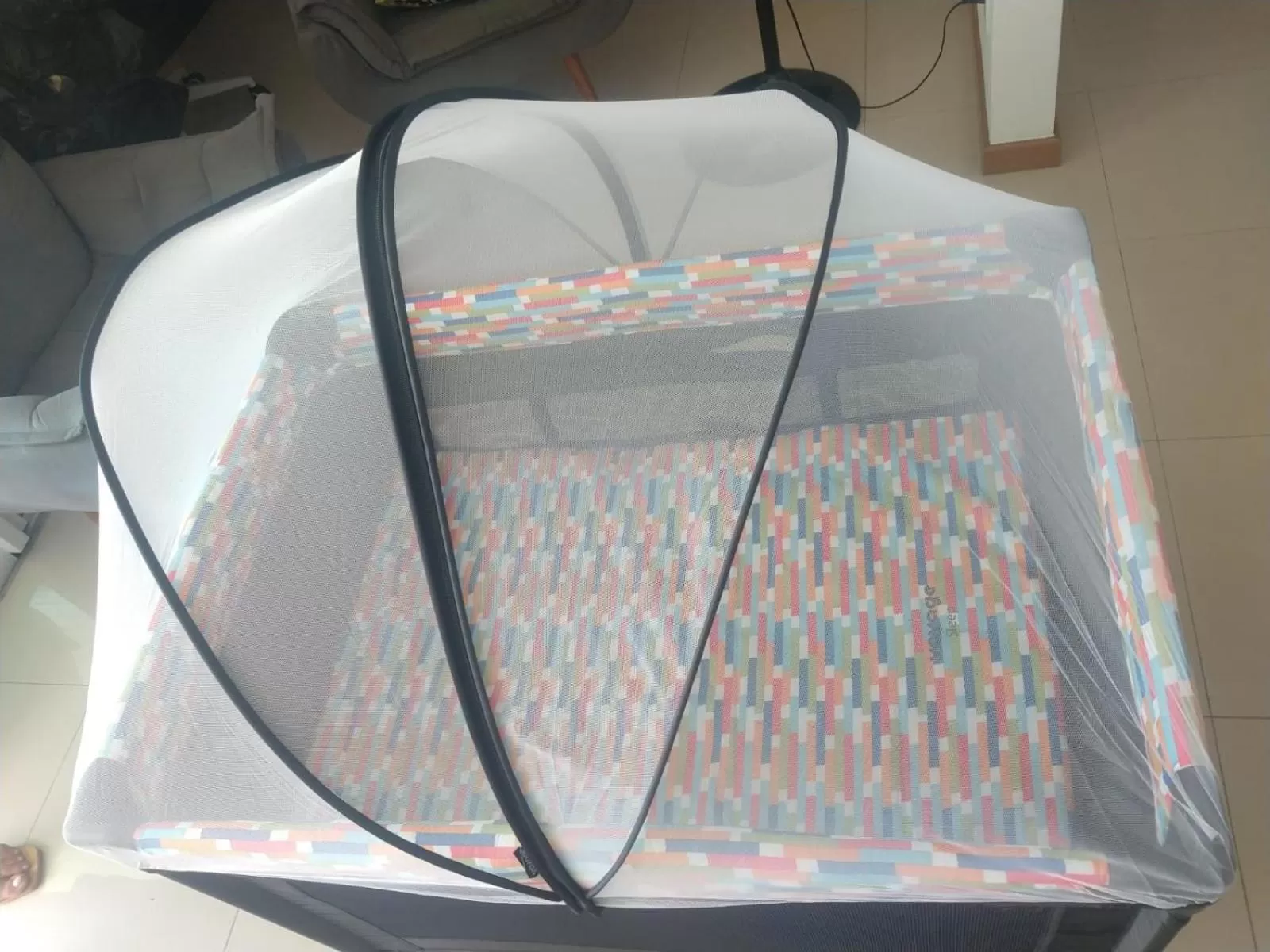 cot in Apartamento no Golden Lake - pé na areia, agua de côco e cervejinha