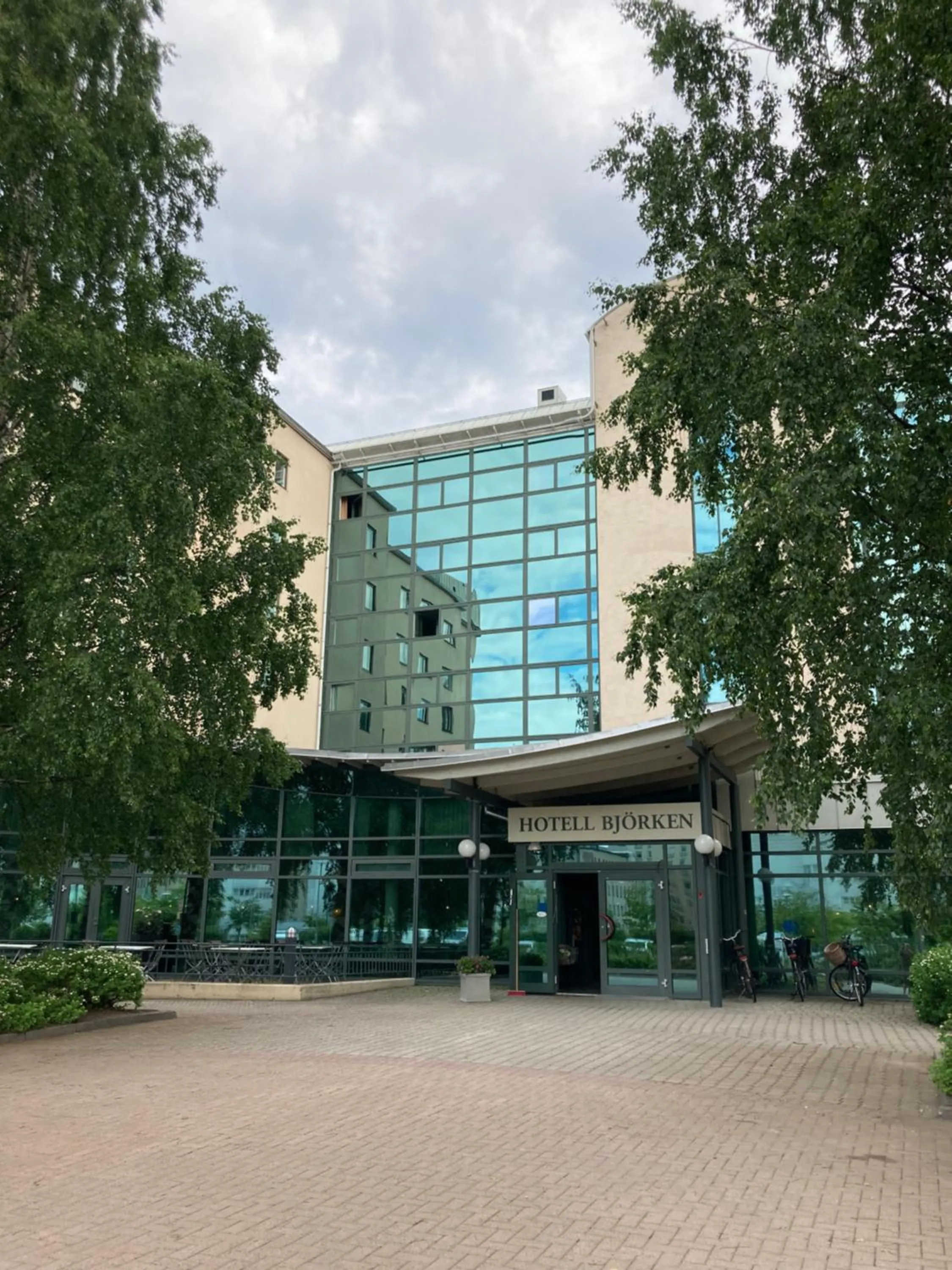Facade/entrance in Hotell Björken