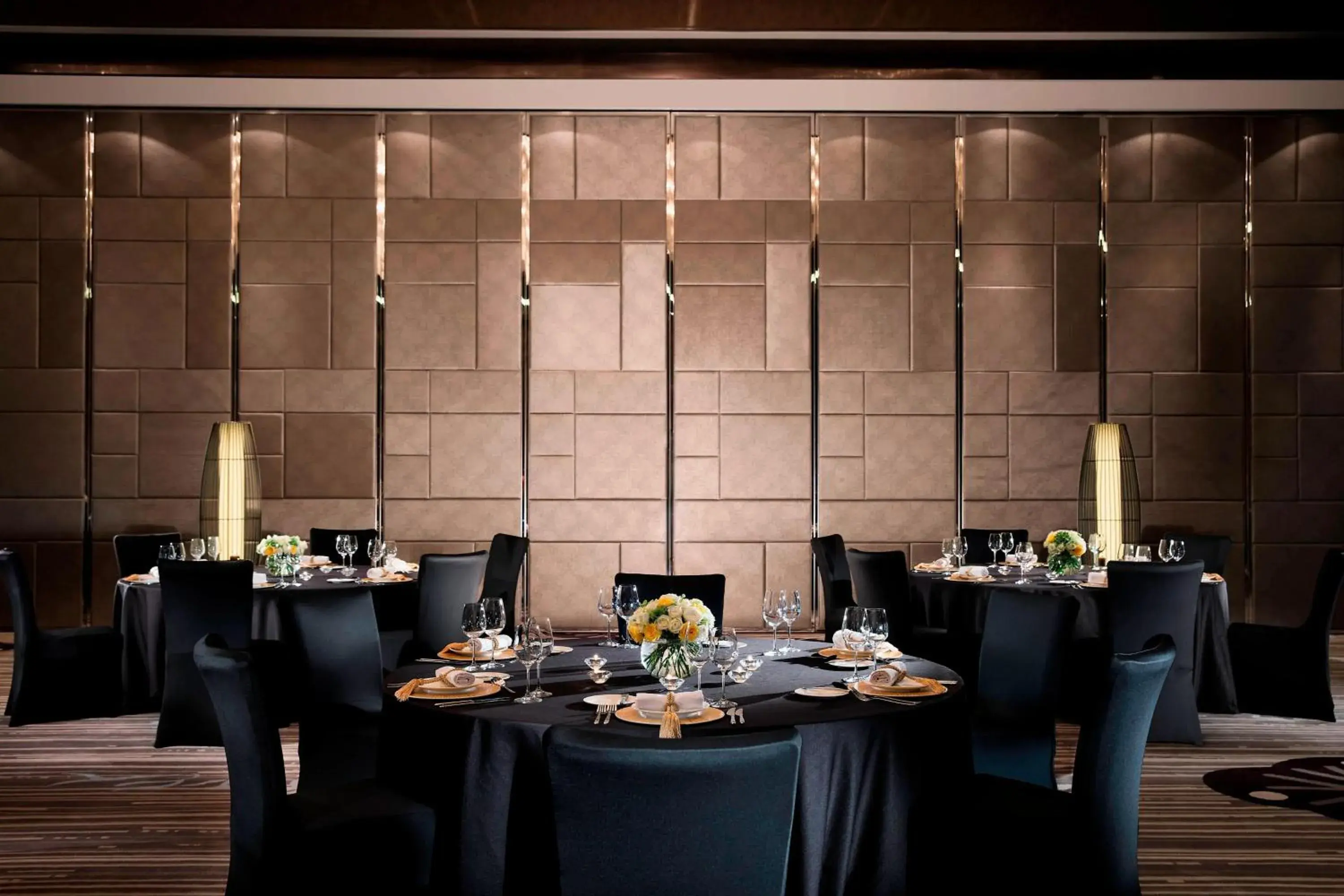 Meeting/conference room, Restaurant/Places to Eat in JW Marriott Hotel Zhejiang Anji