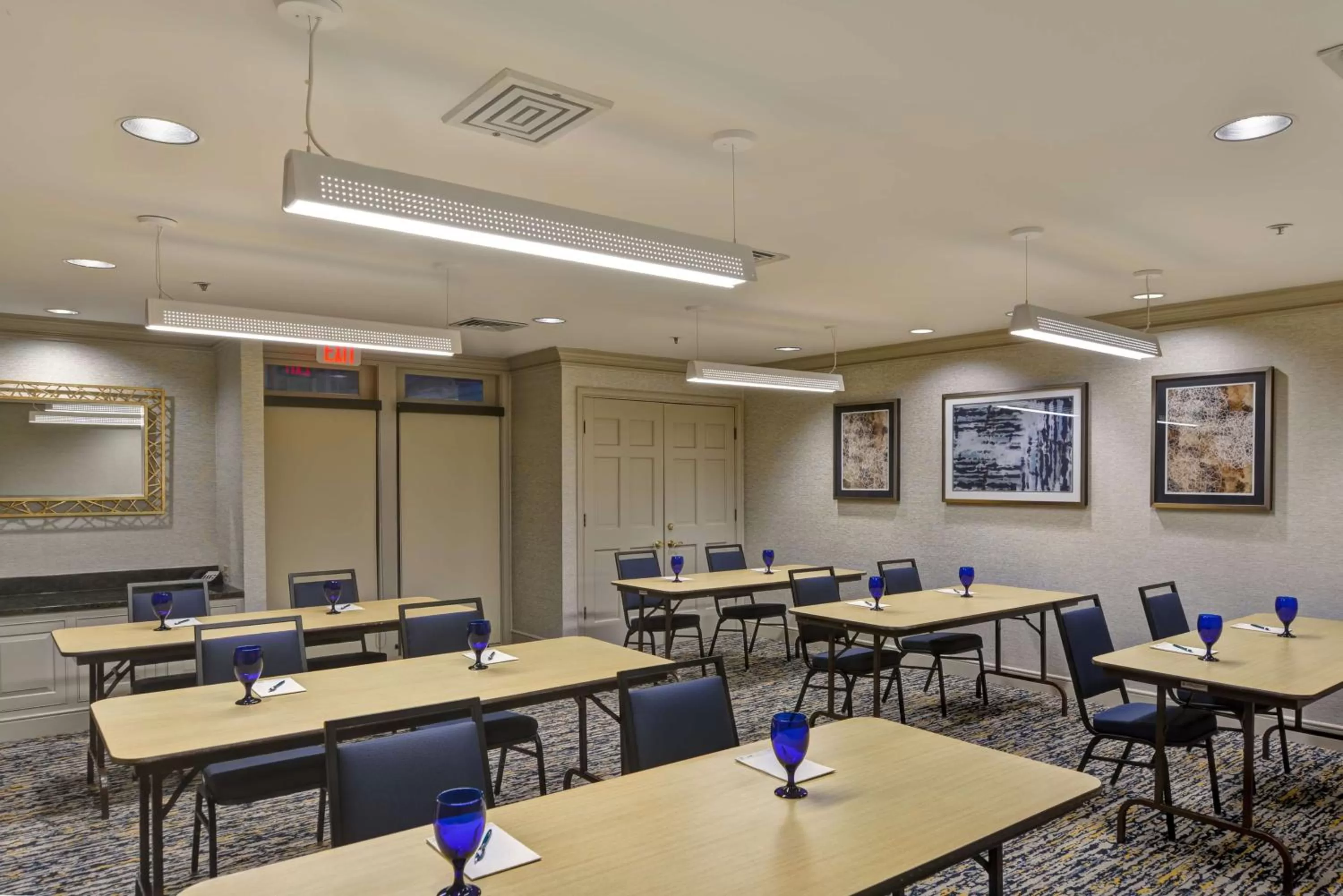 Meeting/conference room in Homewood Suites by Hilton Windsor Locks Hartford