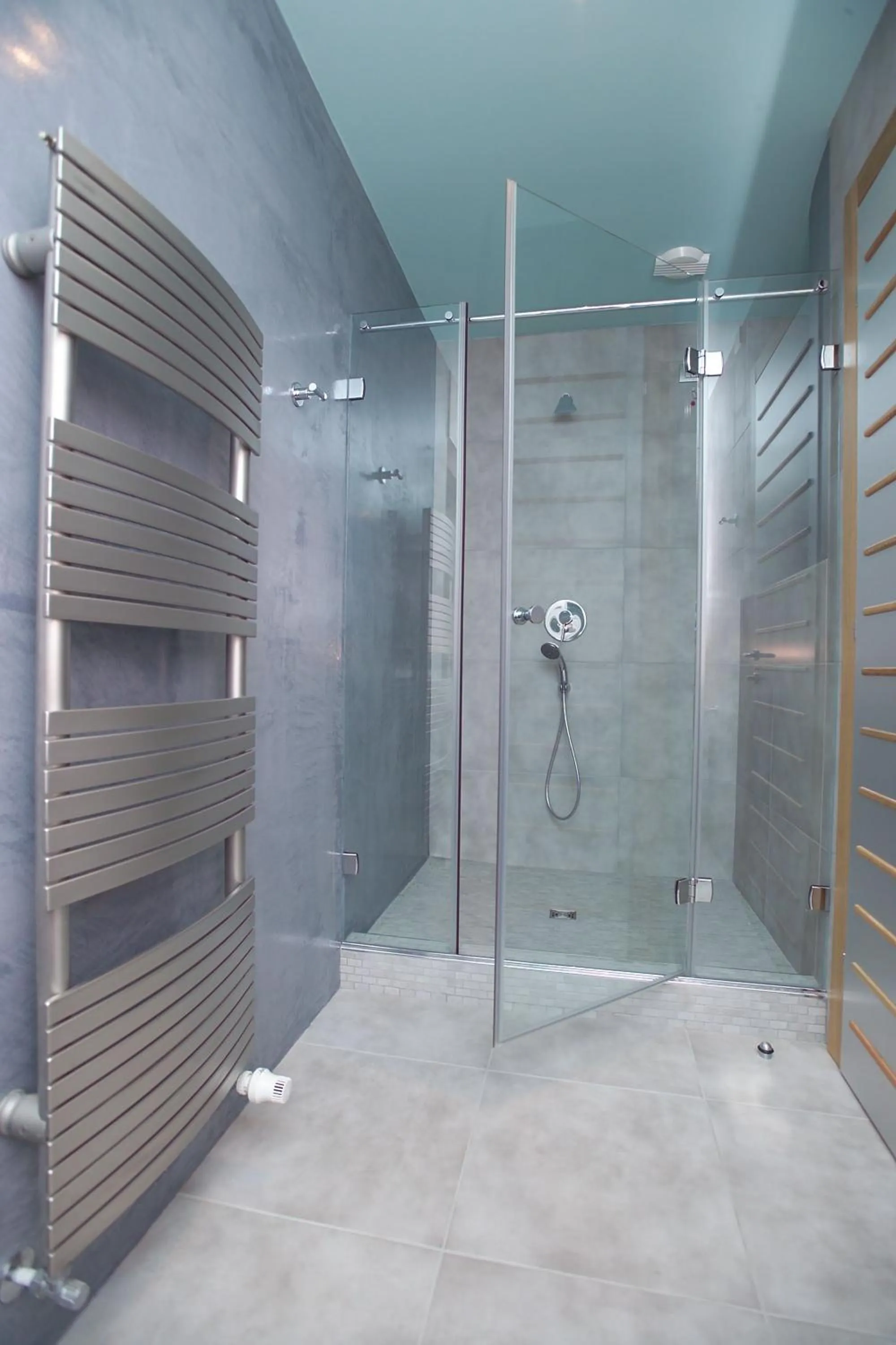 Bathroom in Albergo Cantine Ascheri