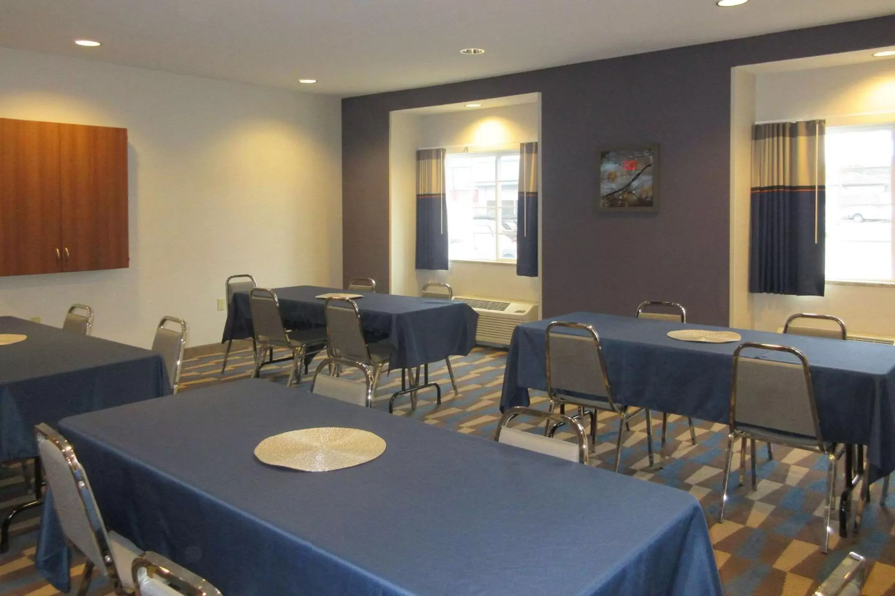 On site, Restaurant/Places to Eat in Quality Inn & Suites