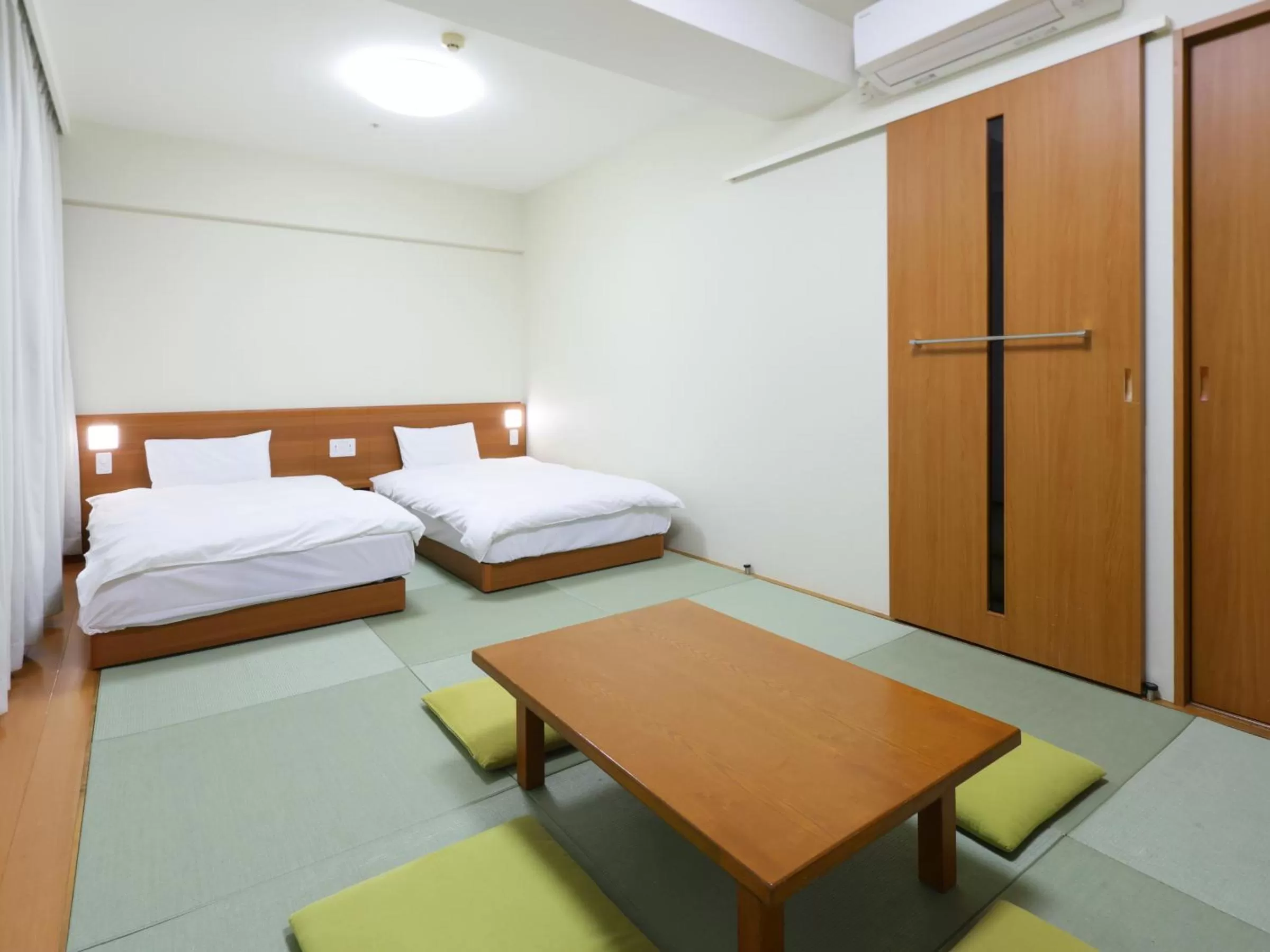 Photo of the whole room, Bed in Dormy Inn Kanazawa Natural Hot Spring