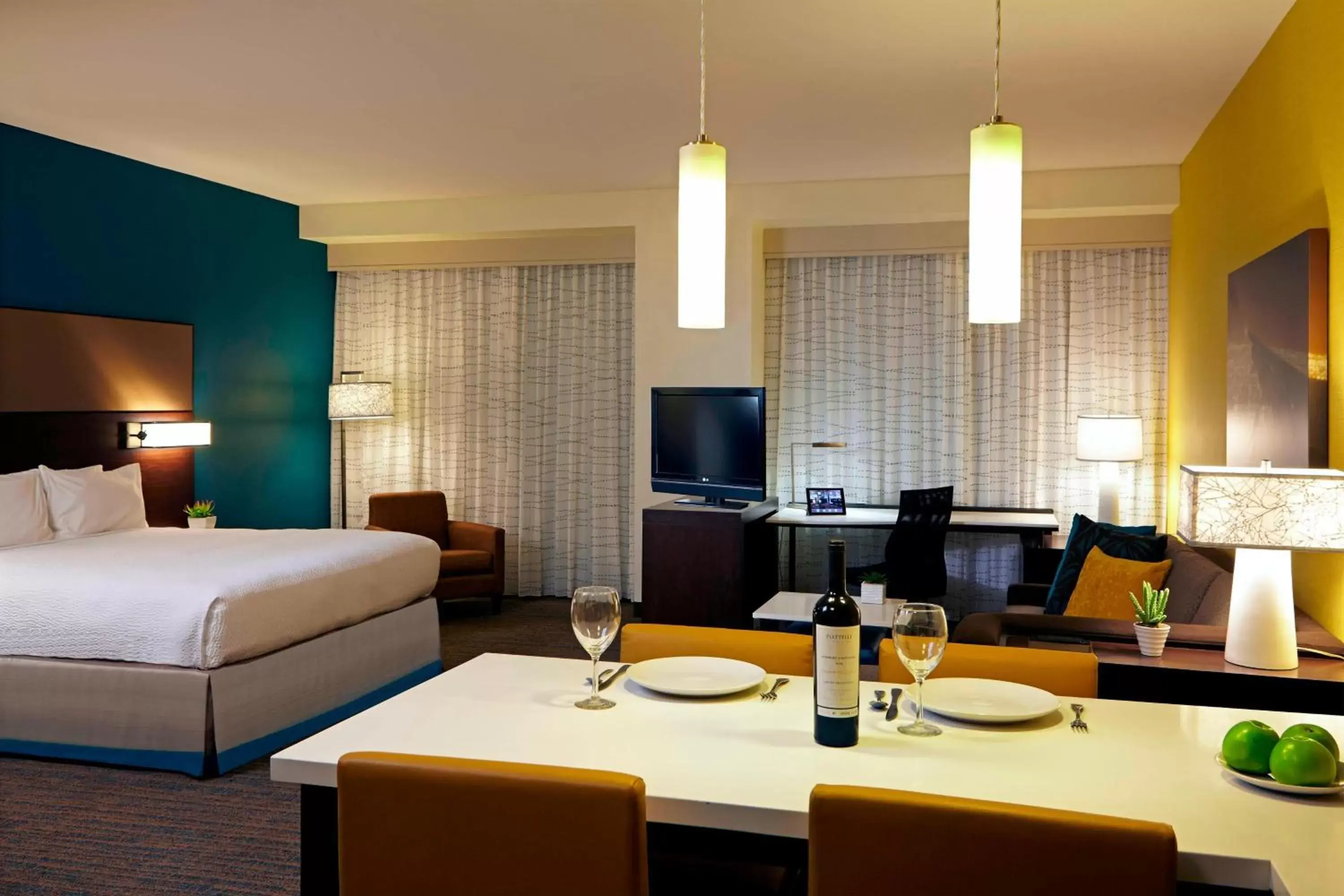 Photo of the whole room in Residence Inn by Marriott Los Angeles LAX/Century Boulevard