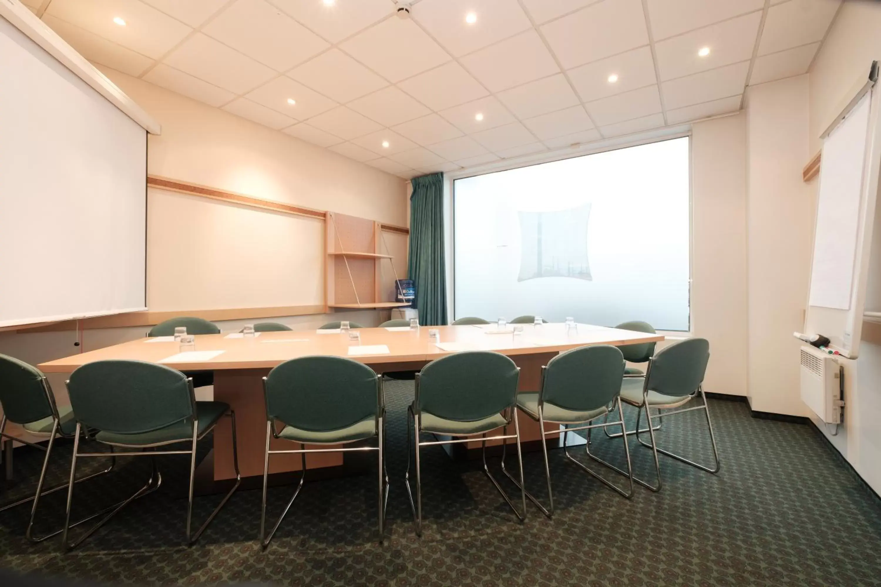 Meeting/conference room in ibis Mons Centre Gare