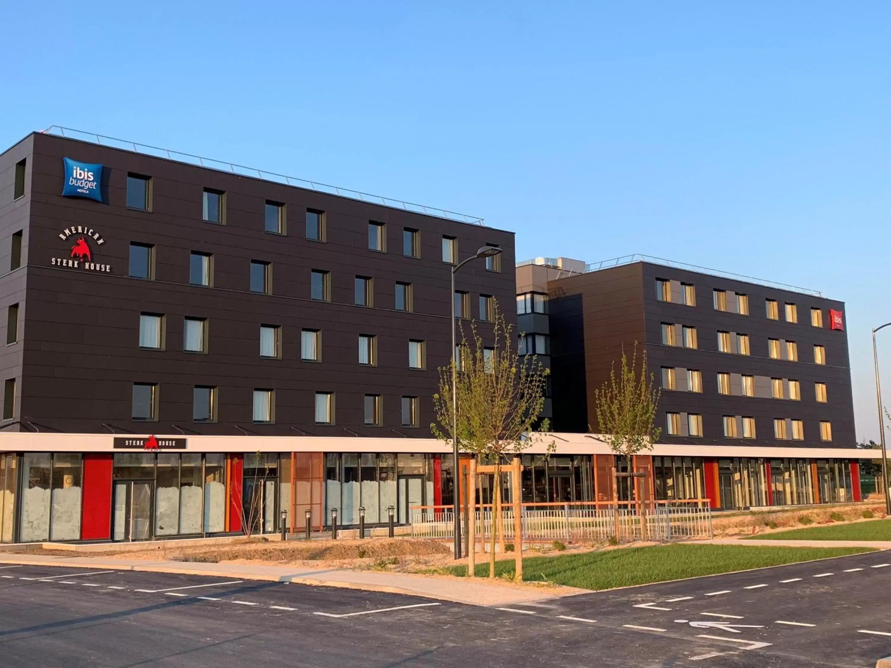 Property Building in ibis budget Gonesse