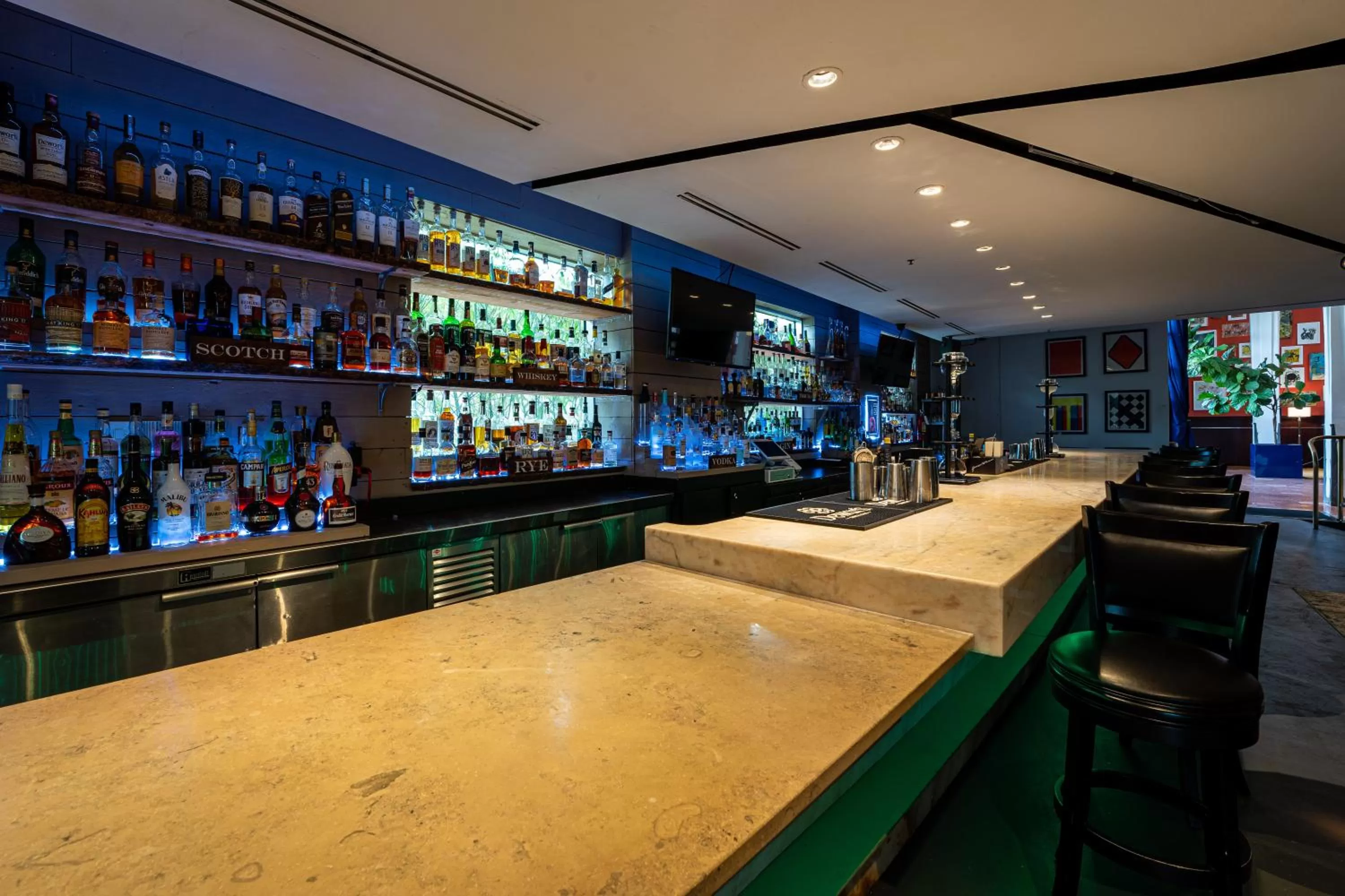 Lounge or bar in Albion Hotel