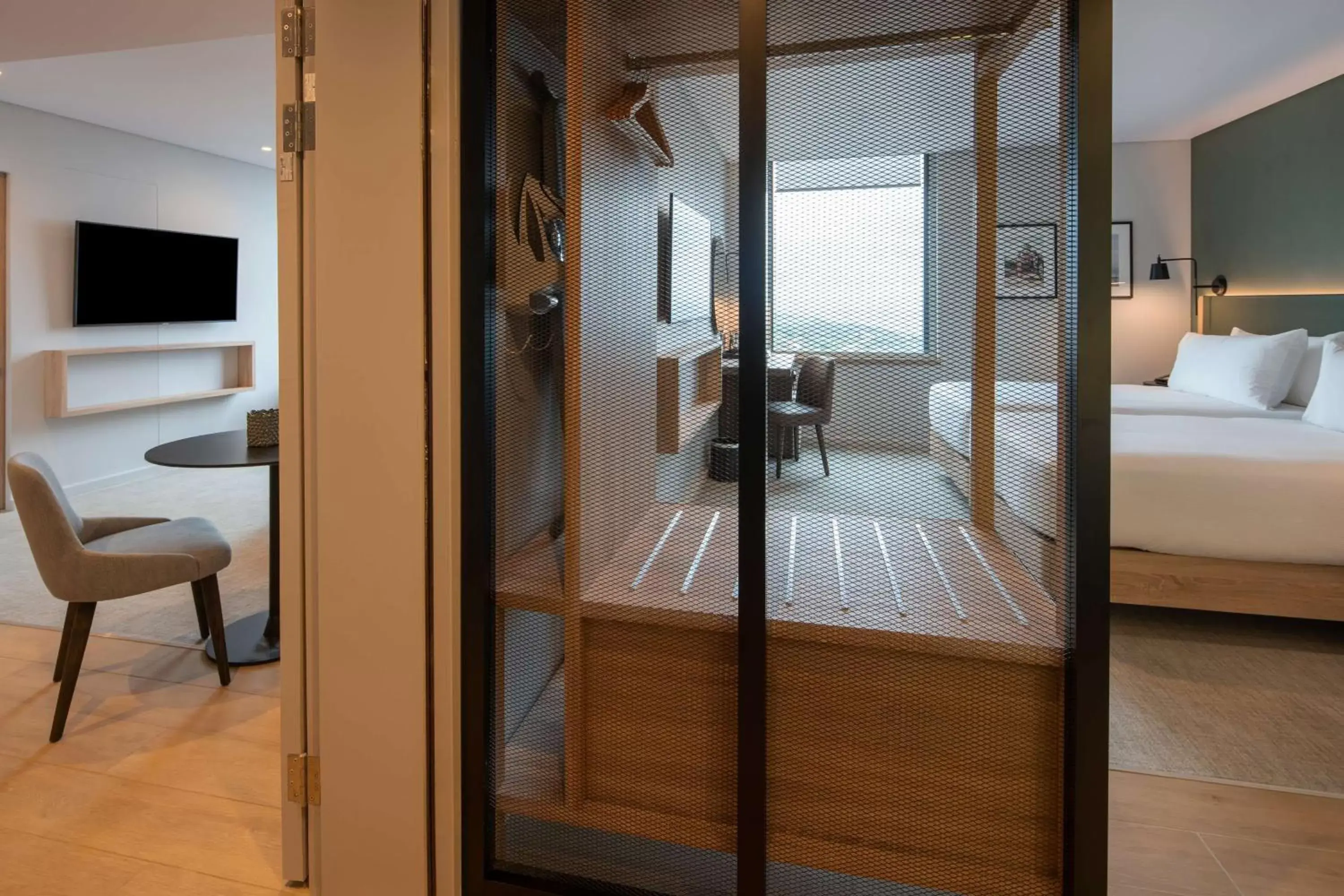 Living room, Bathroom in Hilton Garden Inn Umhlanga Arch