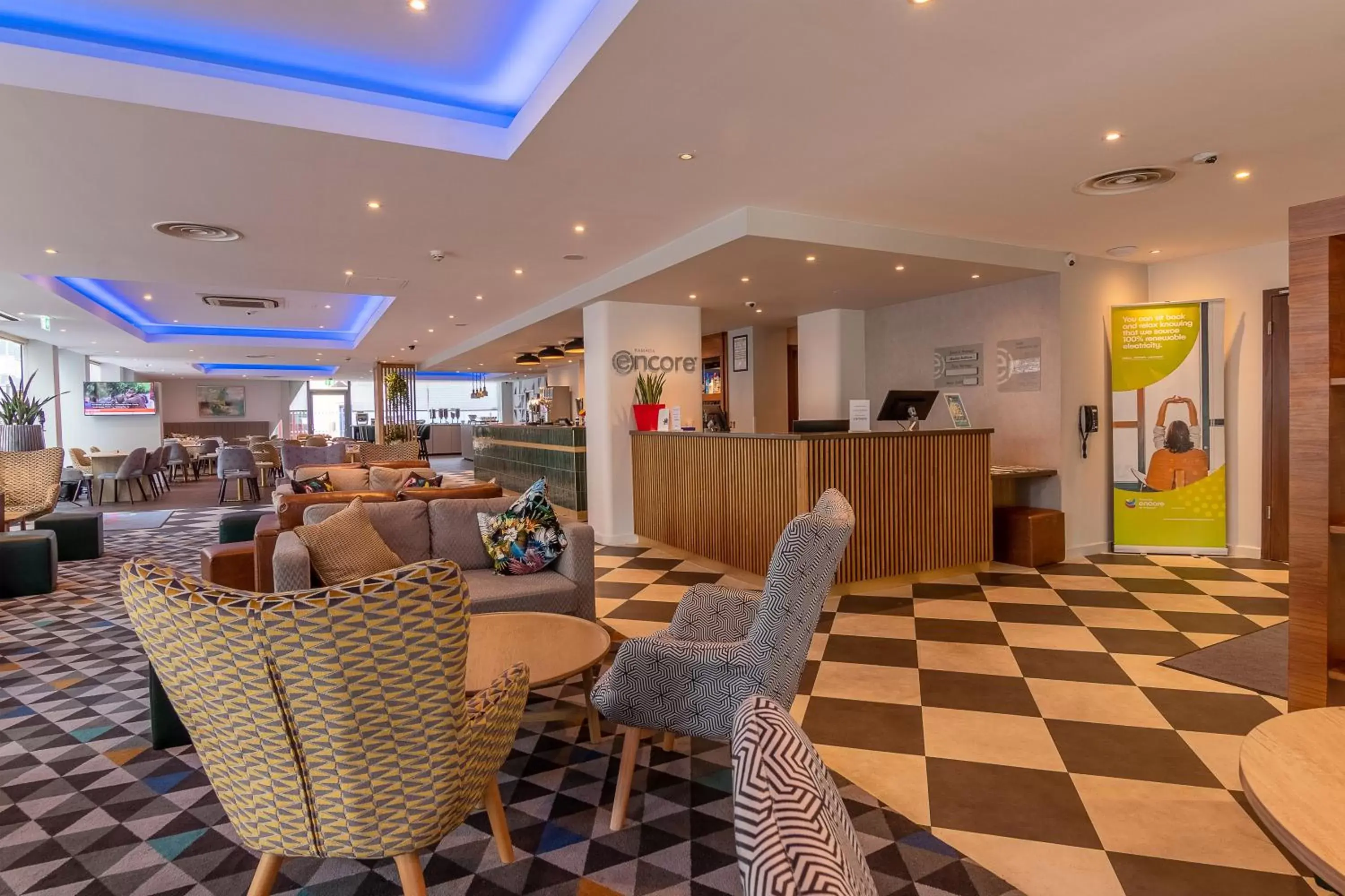 Lobby or reception, Restaurant/Places to Eat in Ramada Encore Leicester City Centre