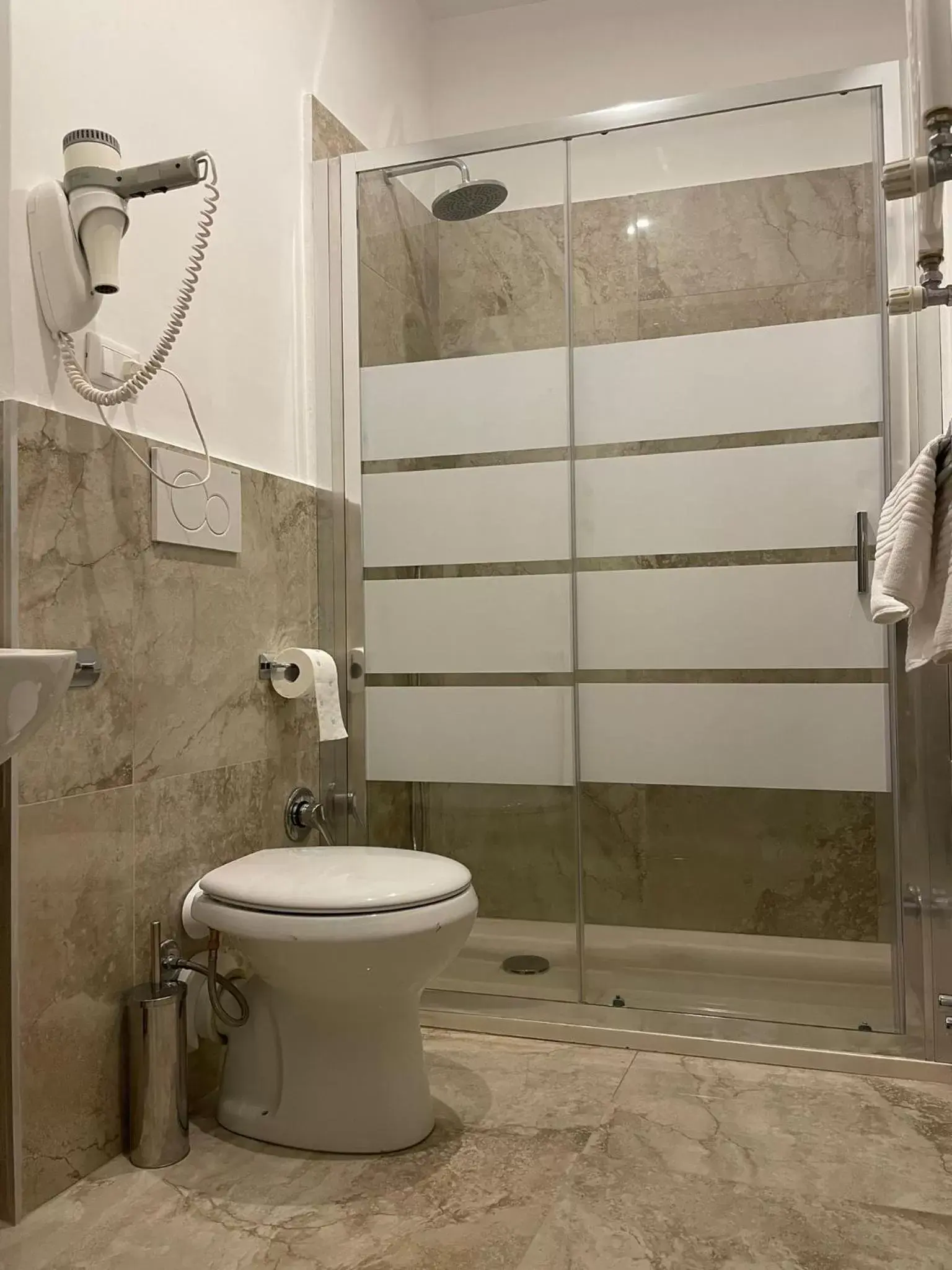 Bathroom in relais monti guesthouse