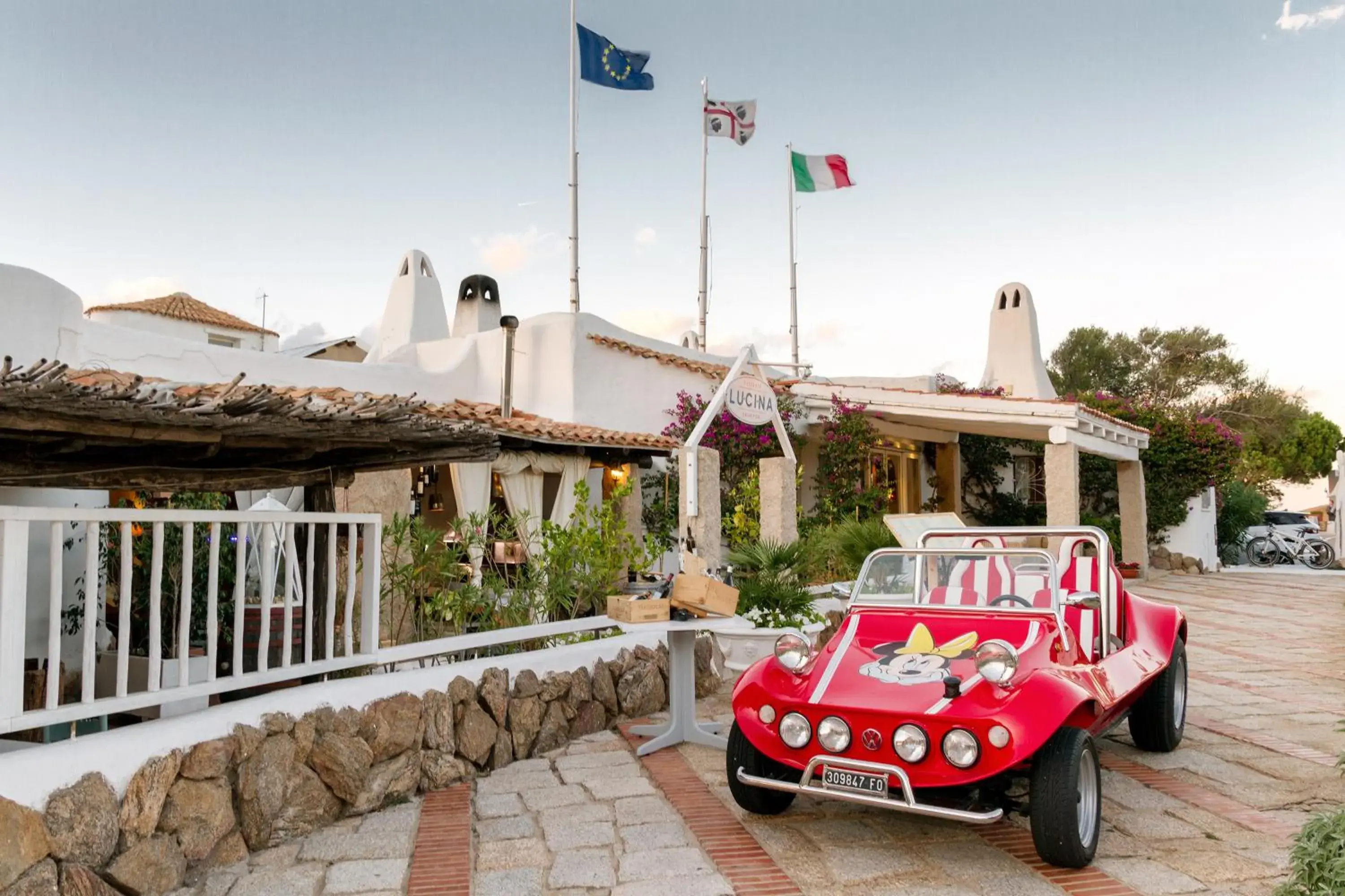 Facade/entrance in Hotel Luci Di La Muntagna