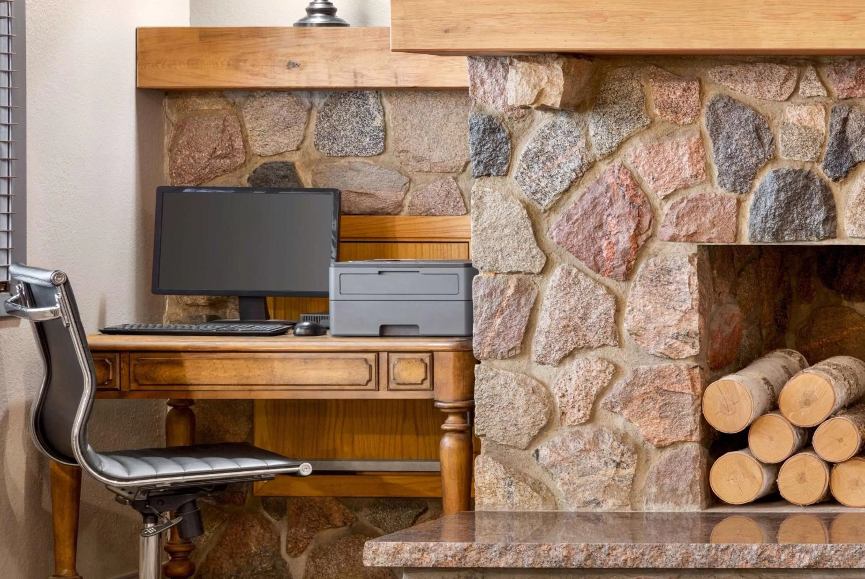 Business facilities in AmericInn by Wyndham Bemidji