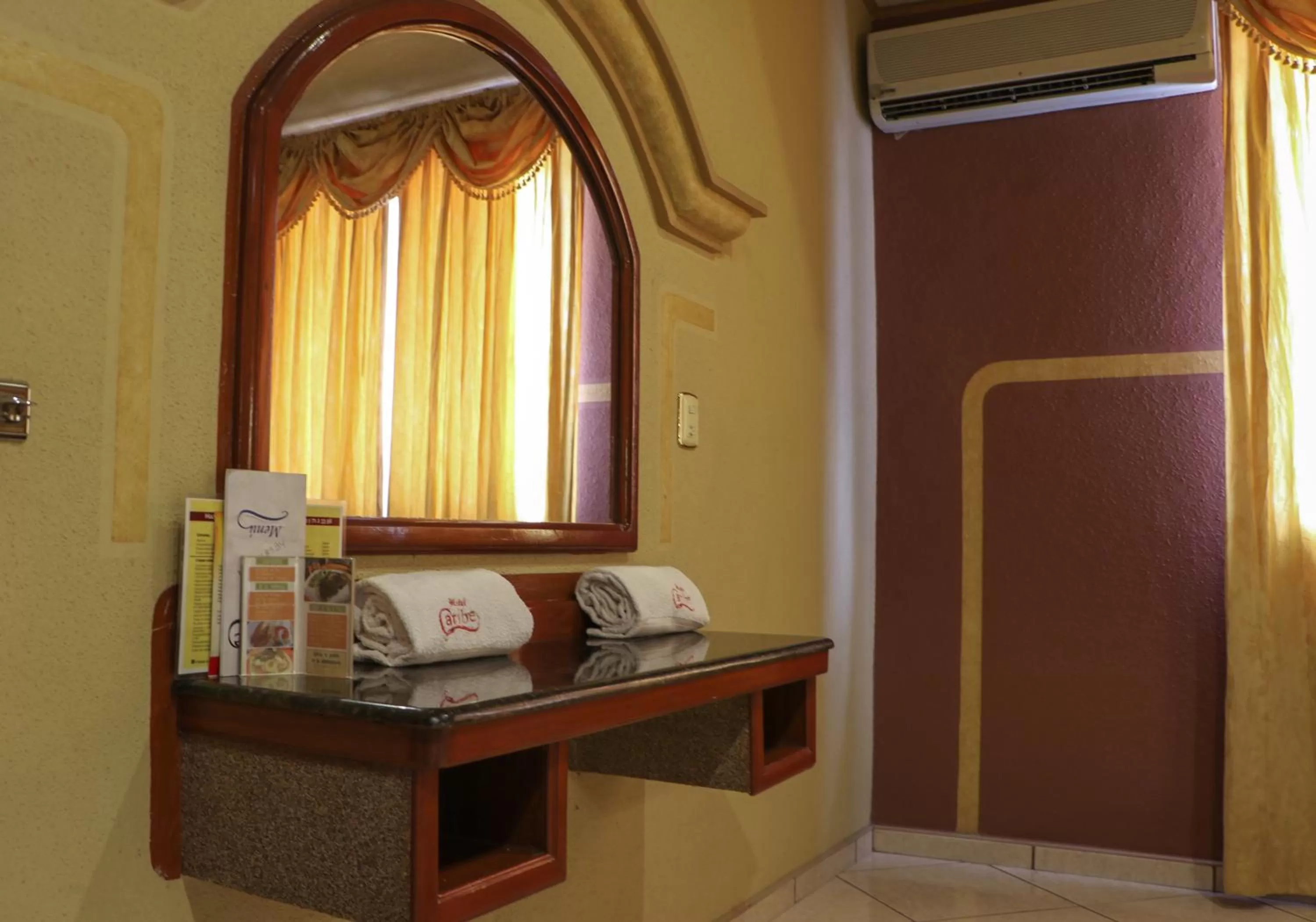 Bedroom in Motel Caribe