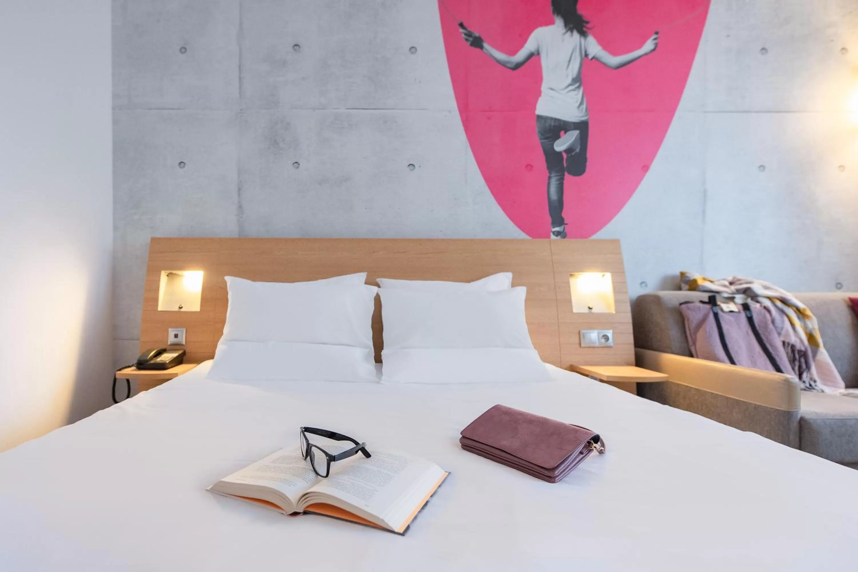 Photo of the whole room, Bed in Novotel Wrocław City