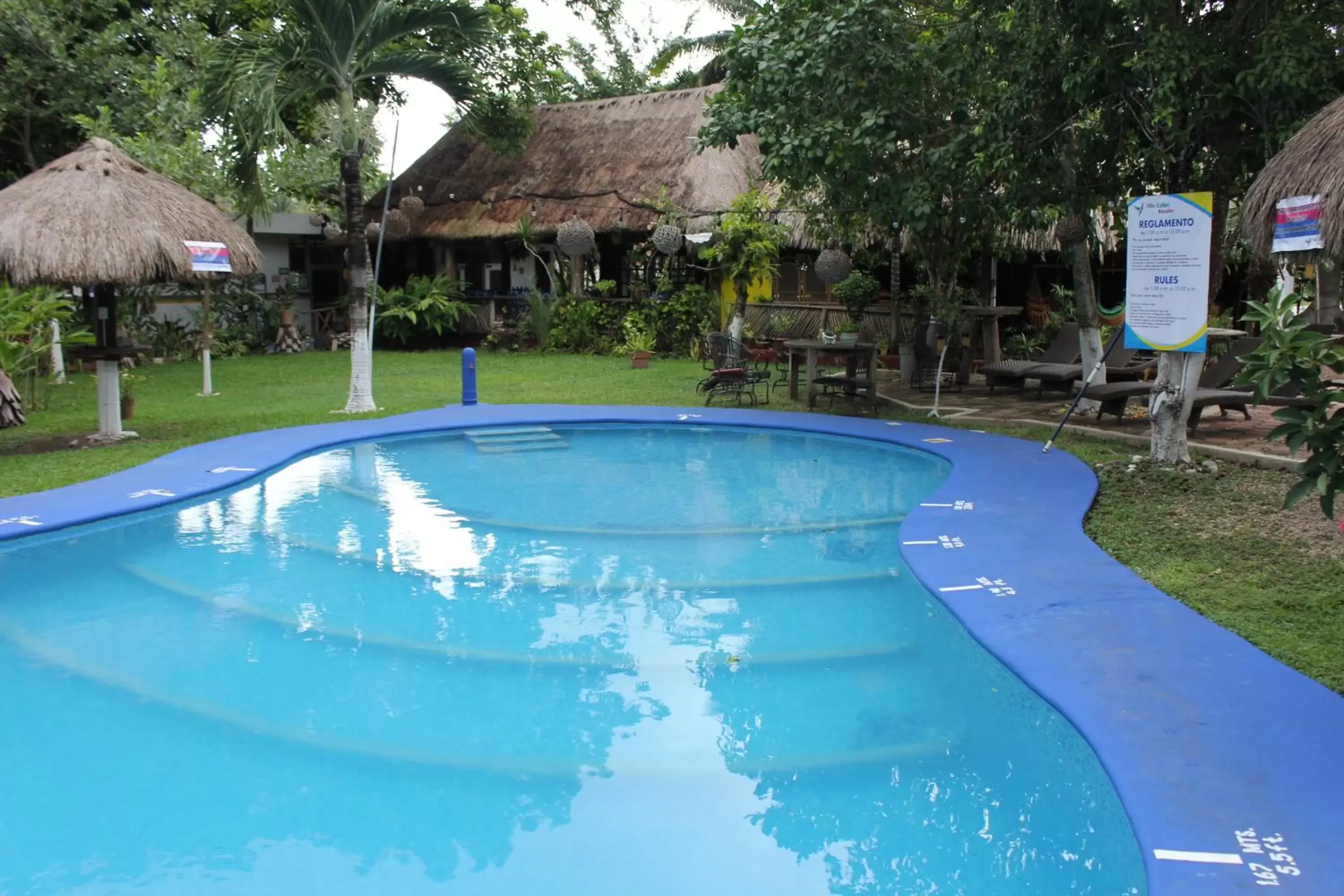 Swimming Pool in Cabañas Colibrí