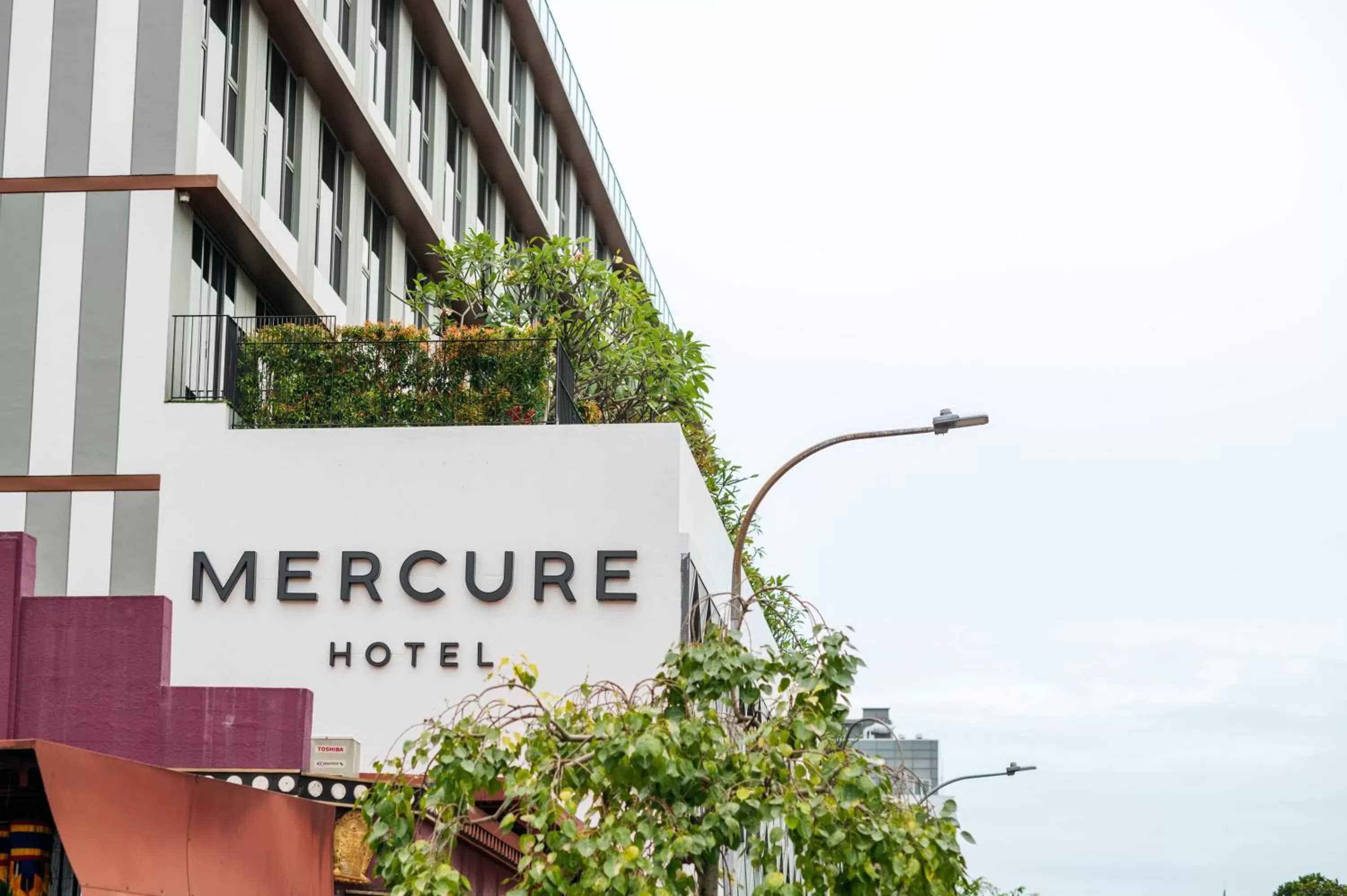 Property building in Mercure Singapore Tyrwhitt
