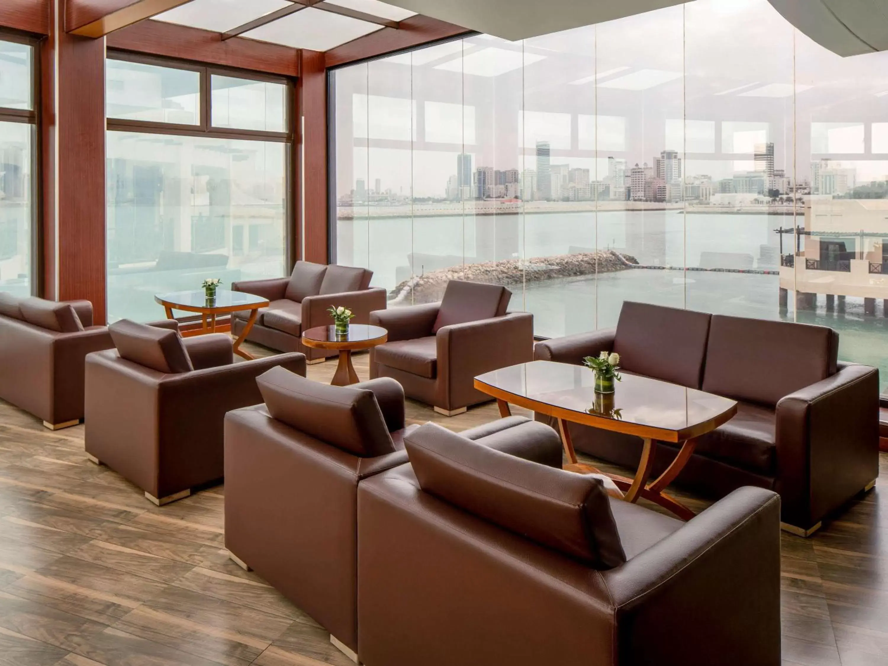 Lounge or bar, Lounge/Bar in Novotel Bahrain Al Dana Resort