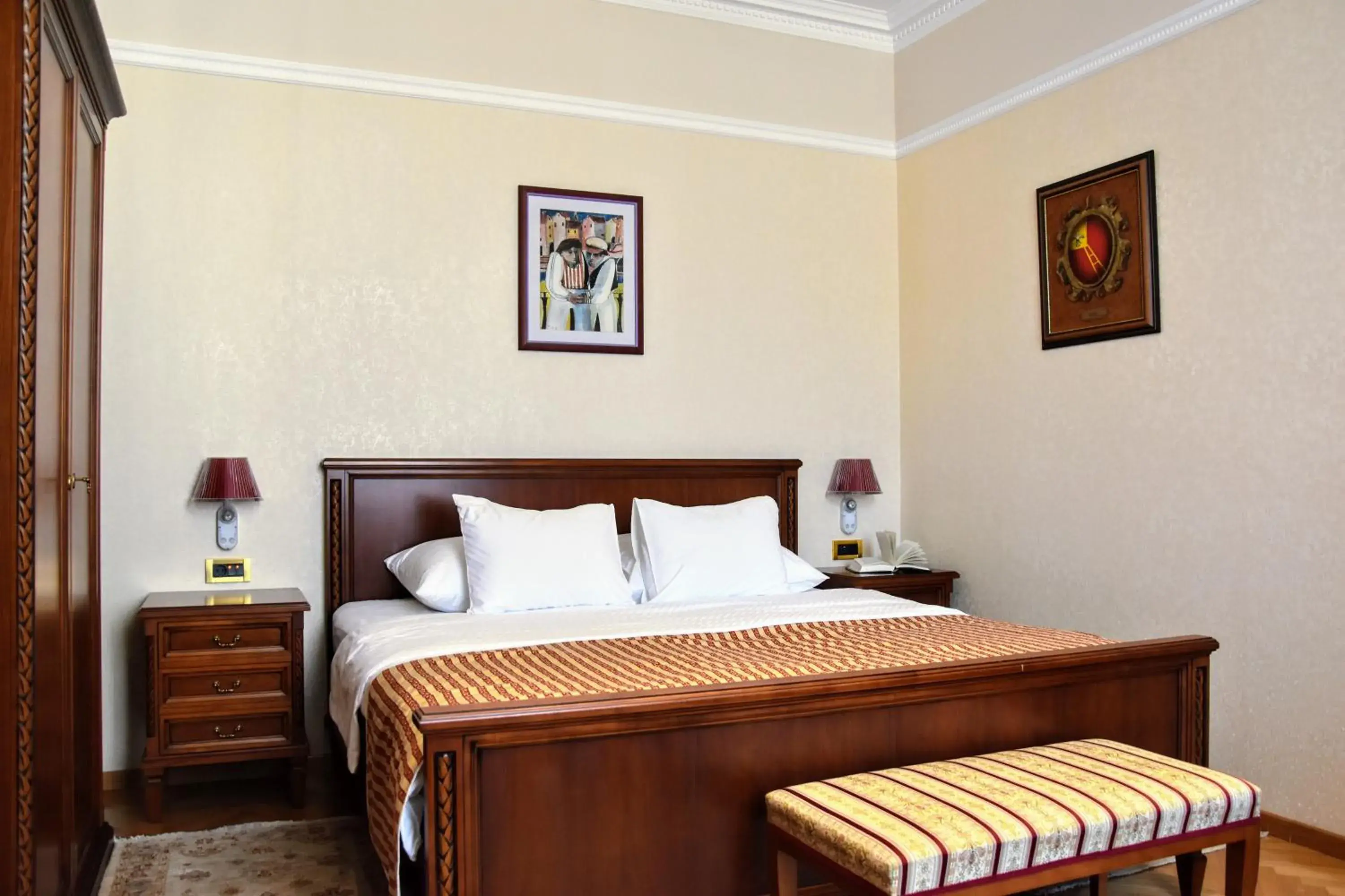 Bed in Boutique Hotel Kazbek