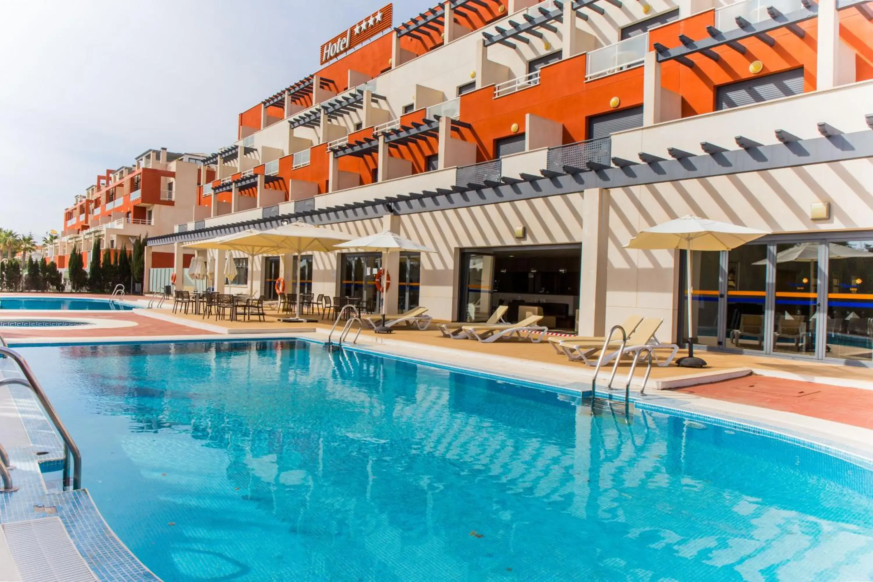 Swimming pool, Property Building in Hotel Adaria Vera