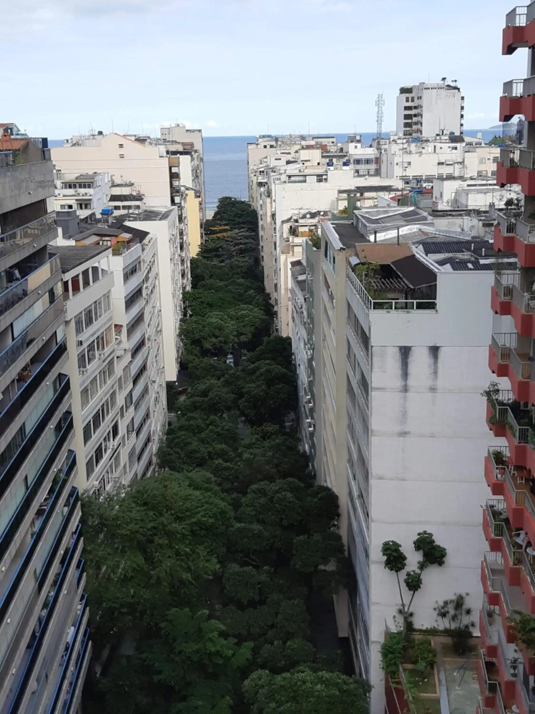 Street view in Royalty Copacabana Hotel