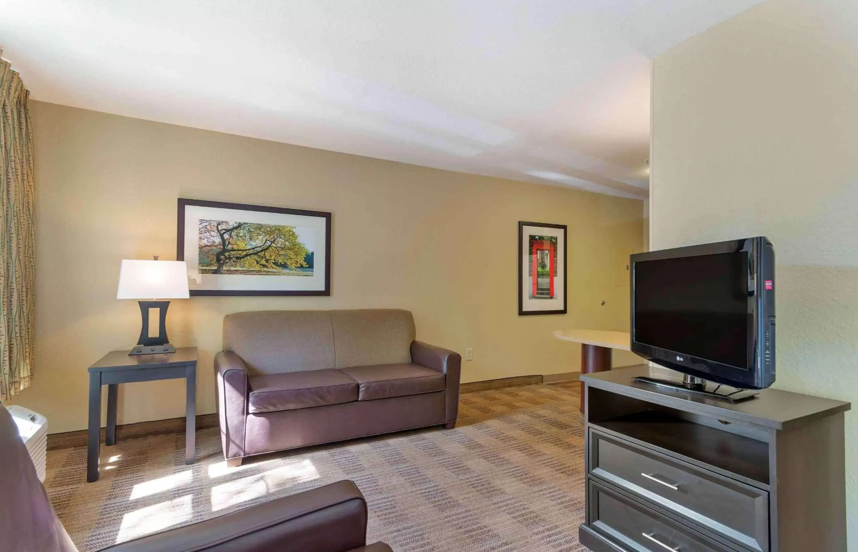 Bedroom, Seating Area in Extended Stay America Suites - Phoenix - Midtown