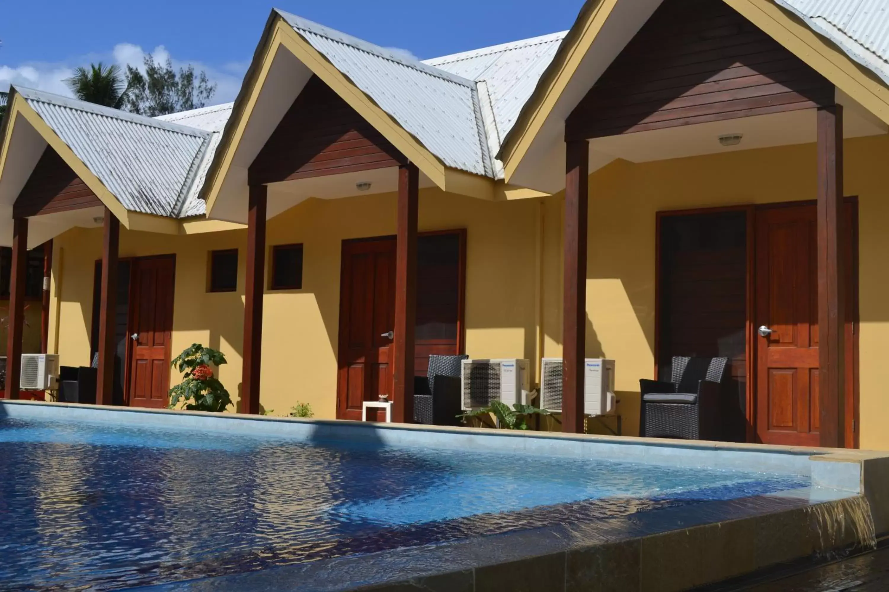 Pool view in Moorings Hotel Pool view in Moorings Hotel