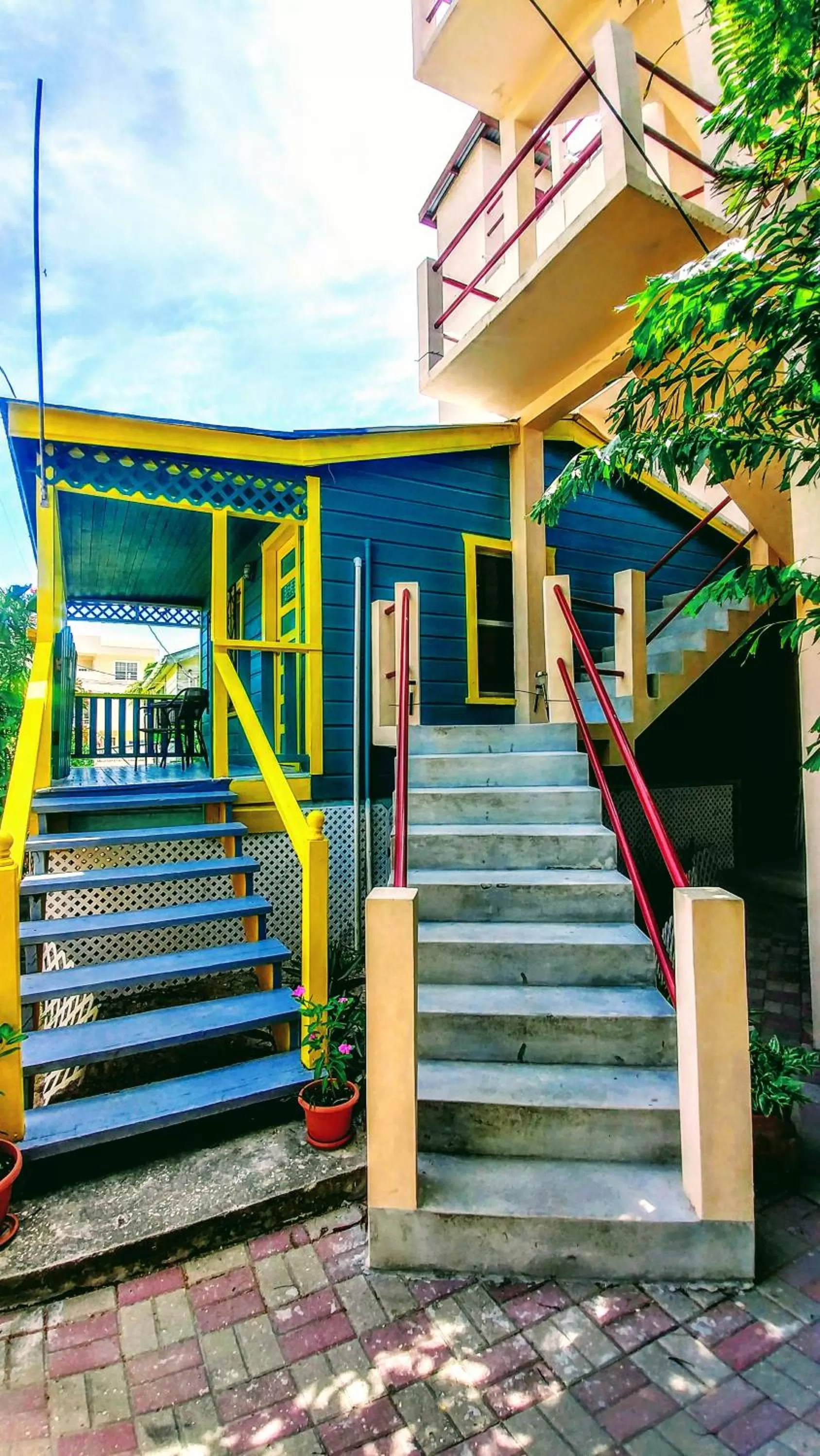 Property building in Yocamatsu